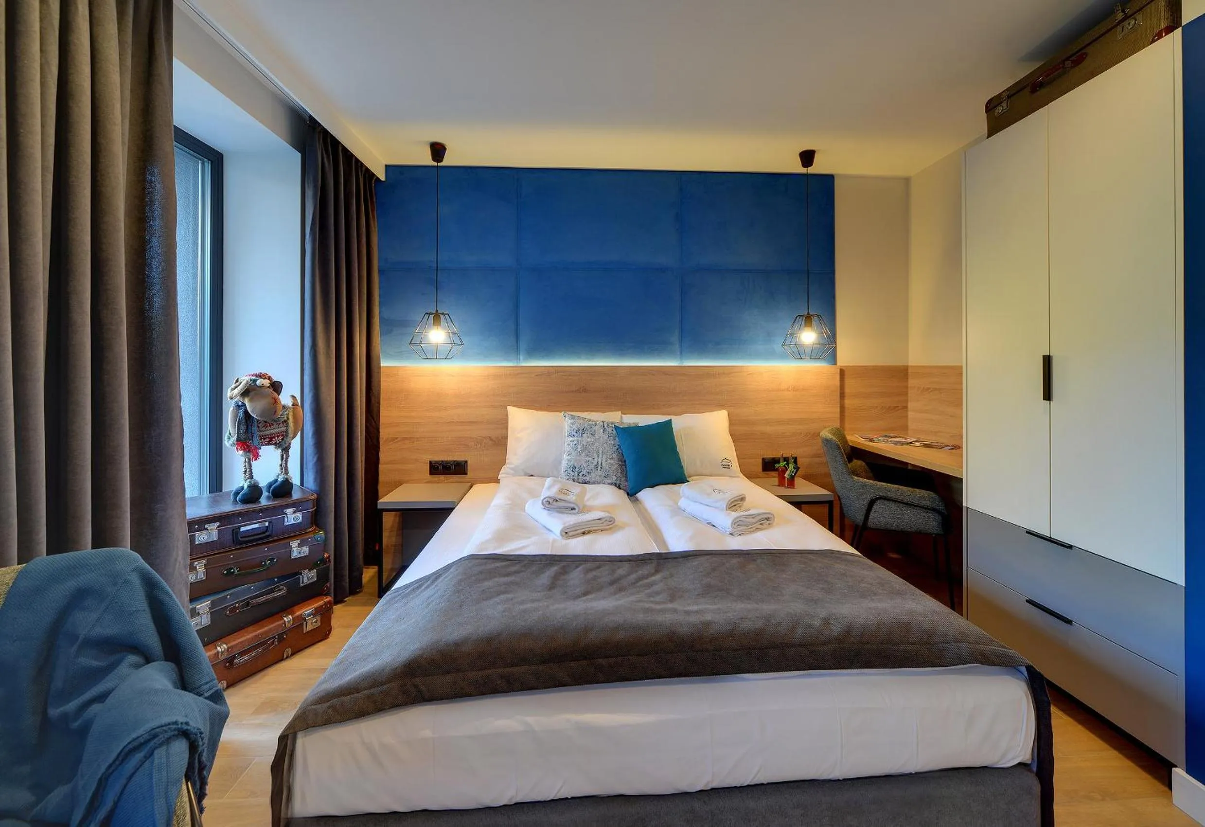 Bed in Walizka Wspomnień