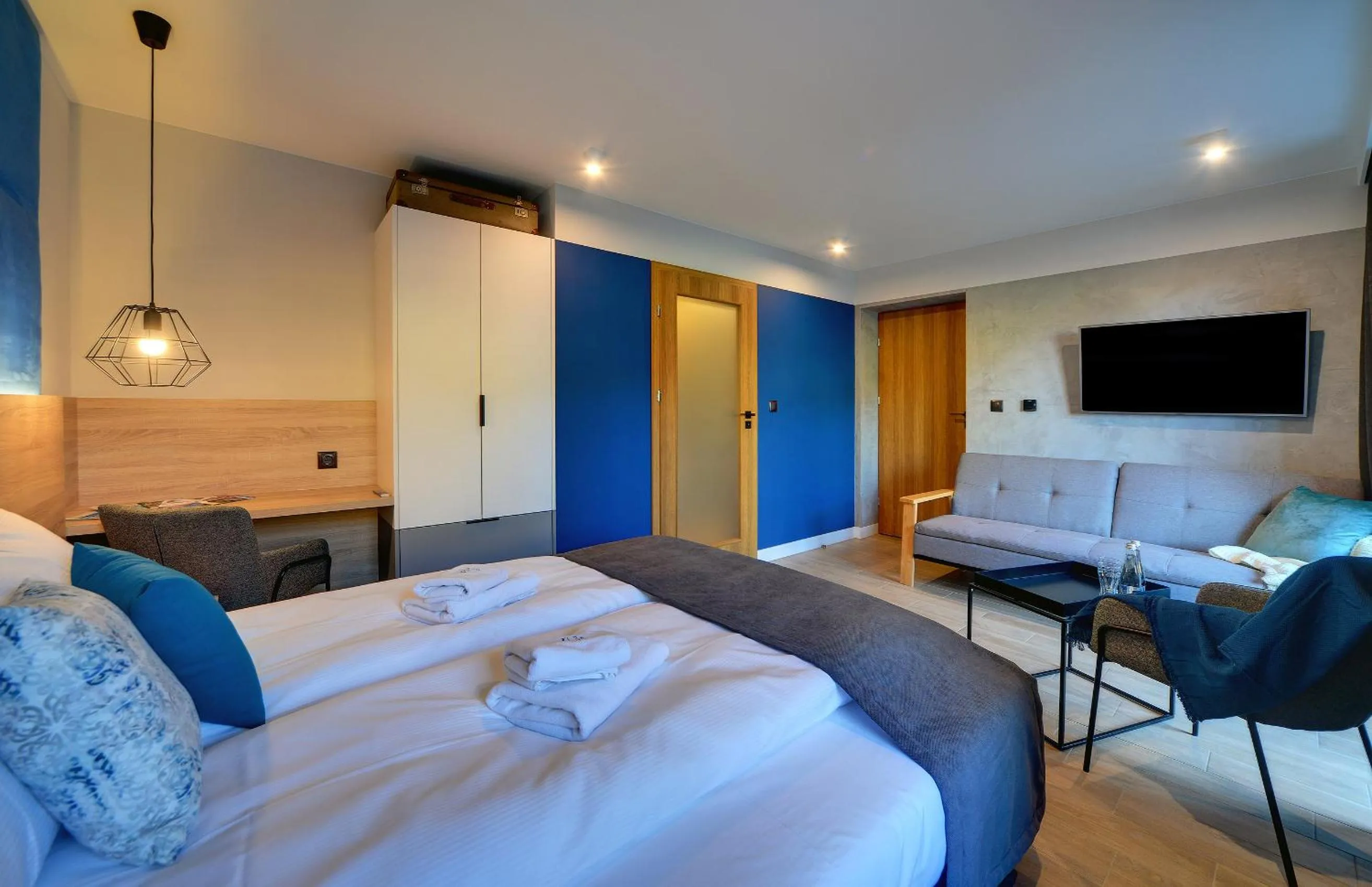 Bed in Walizka Wspomnień