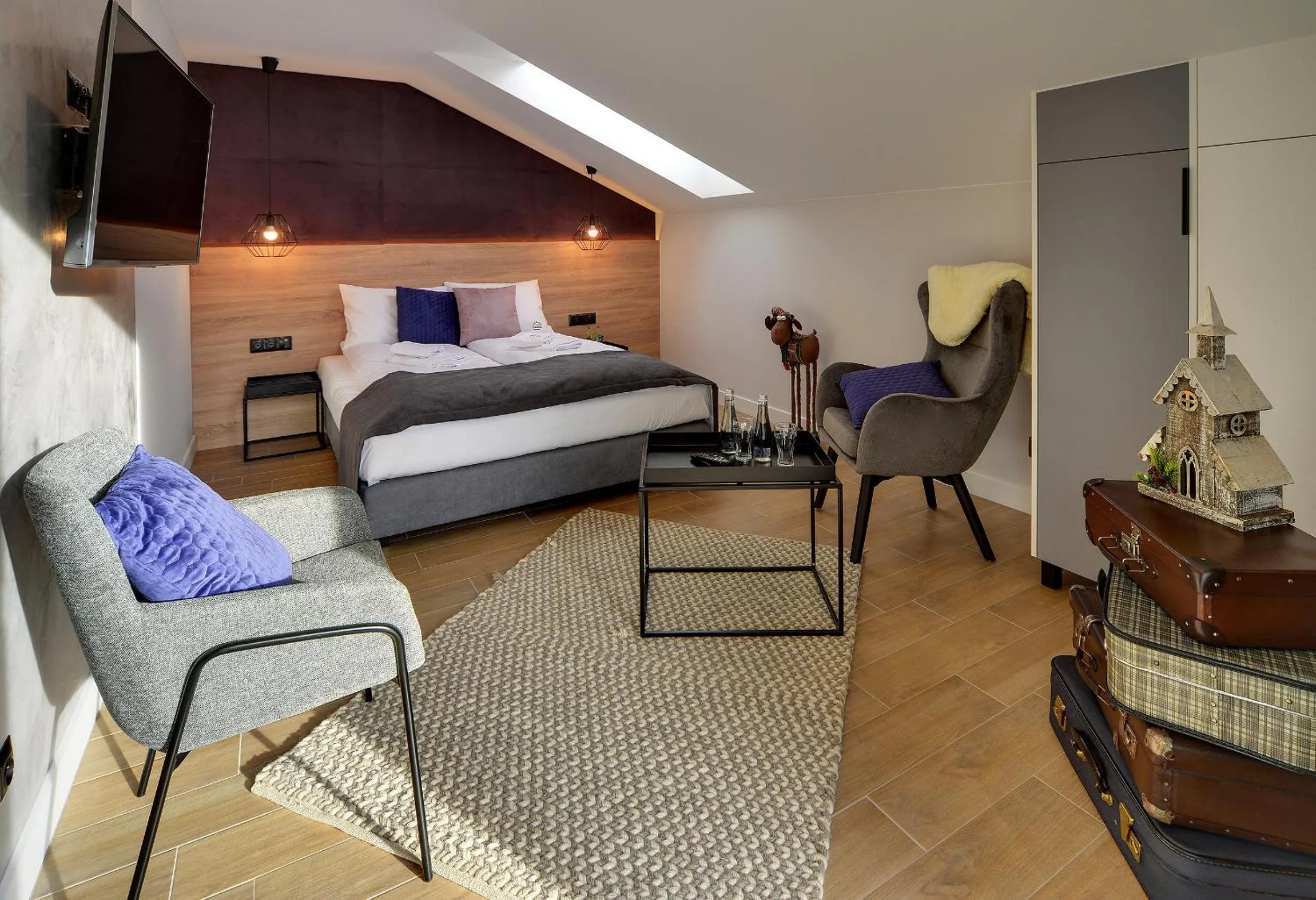 Bed in Walizka Wspomnień