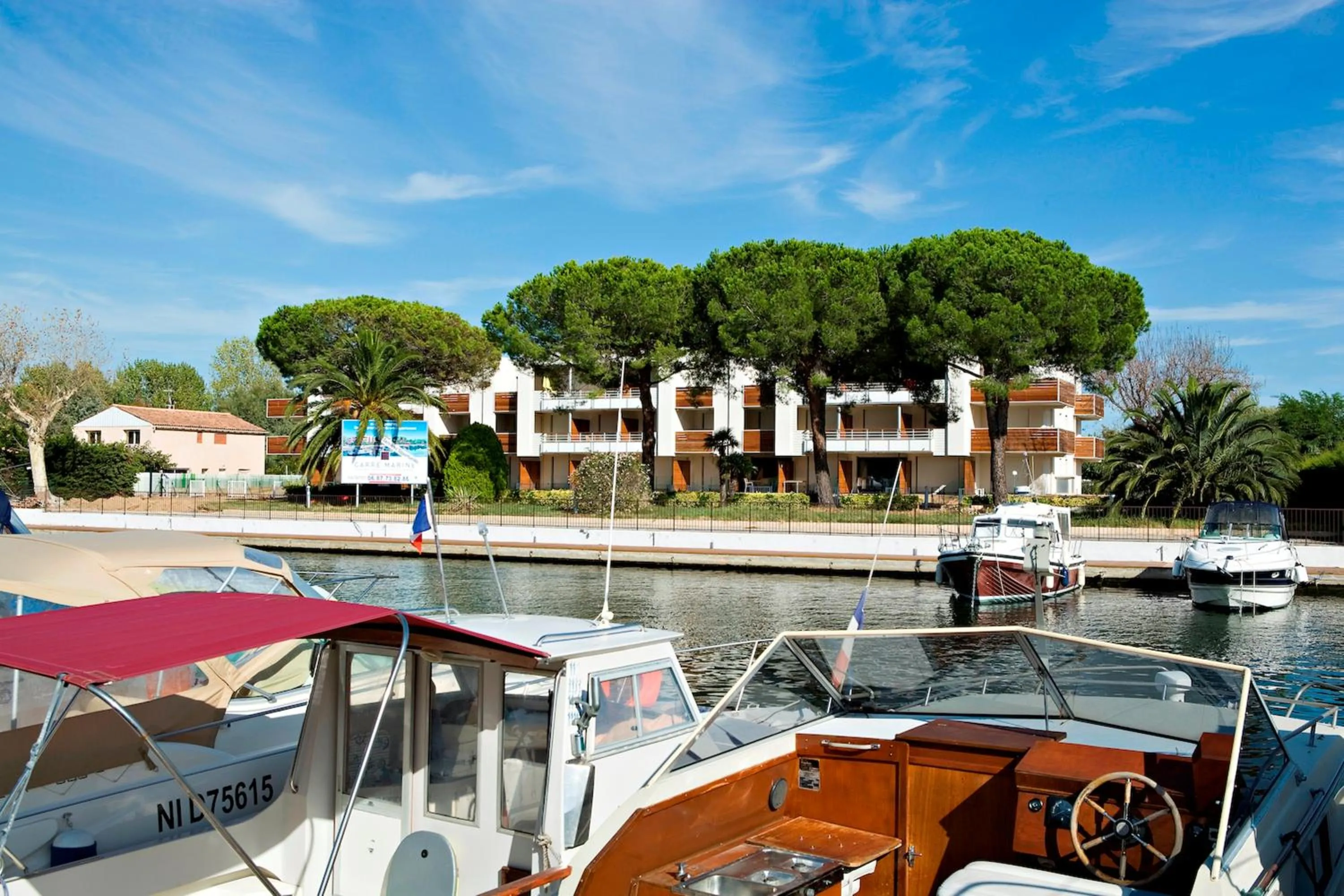 Facade/entrance in Vacancéole - Résidence Carré Marine