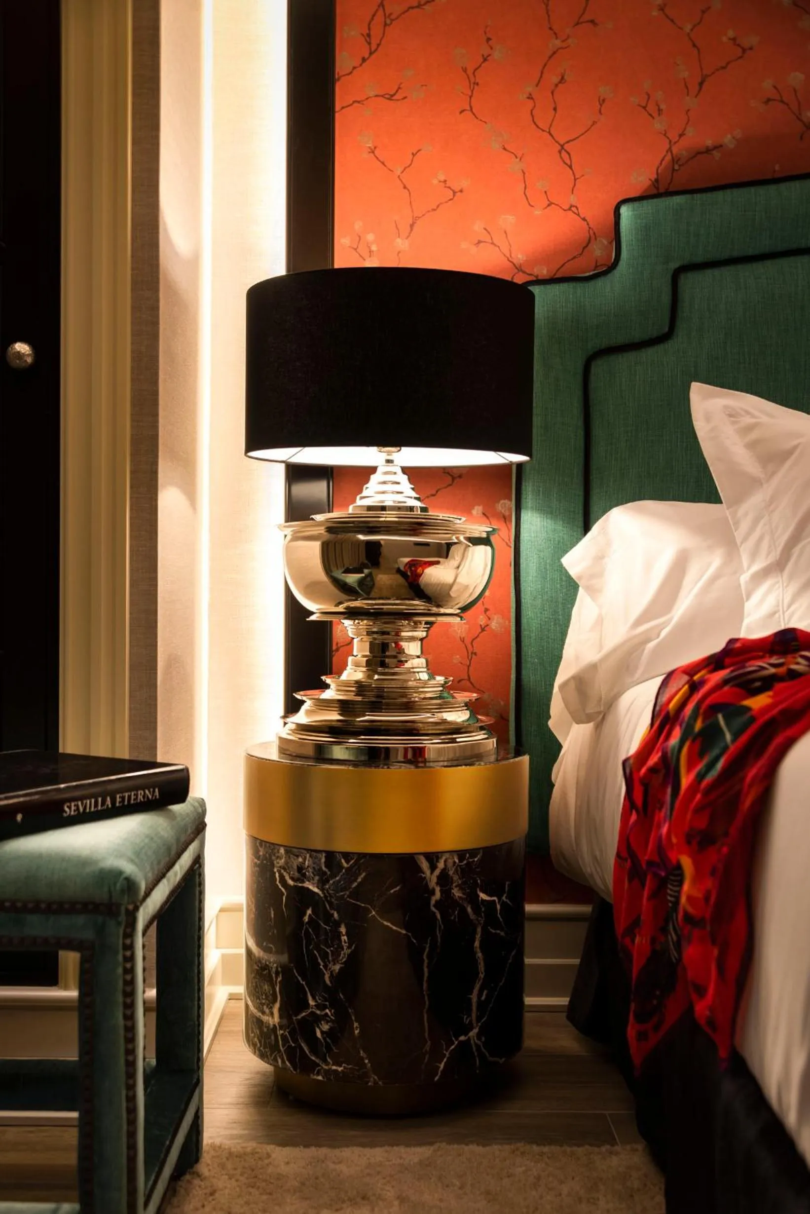 Bed in Casa de Triana Luxury Suites by Casa del Poeta