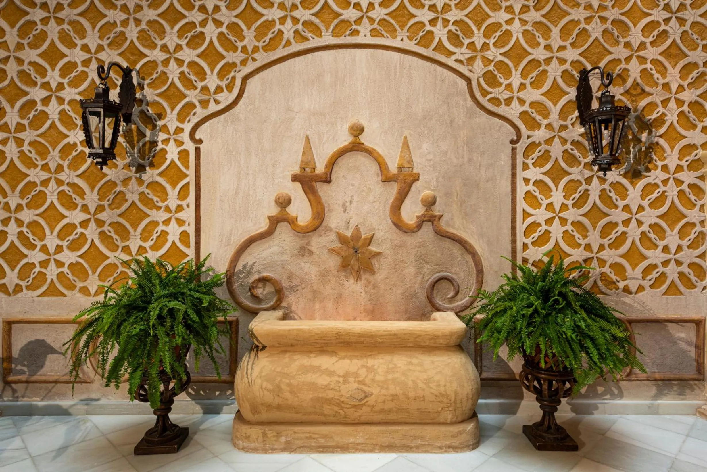 Patio in Casa de Triana Luxury Suites by Casa del Poeta