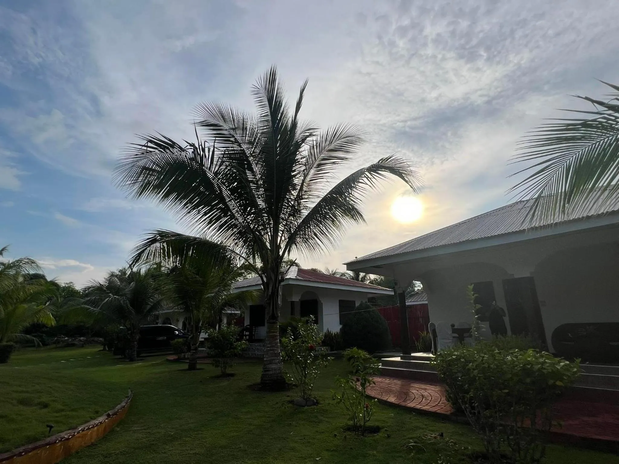 E&N Paradise Island Resort