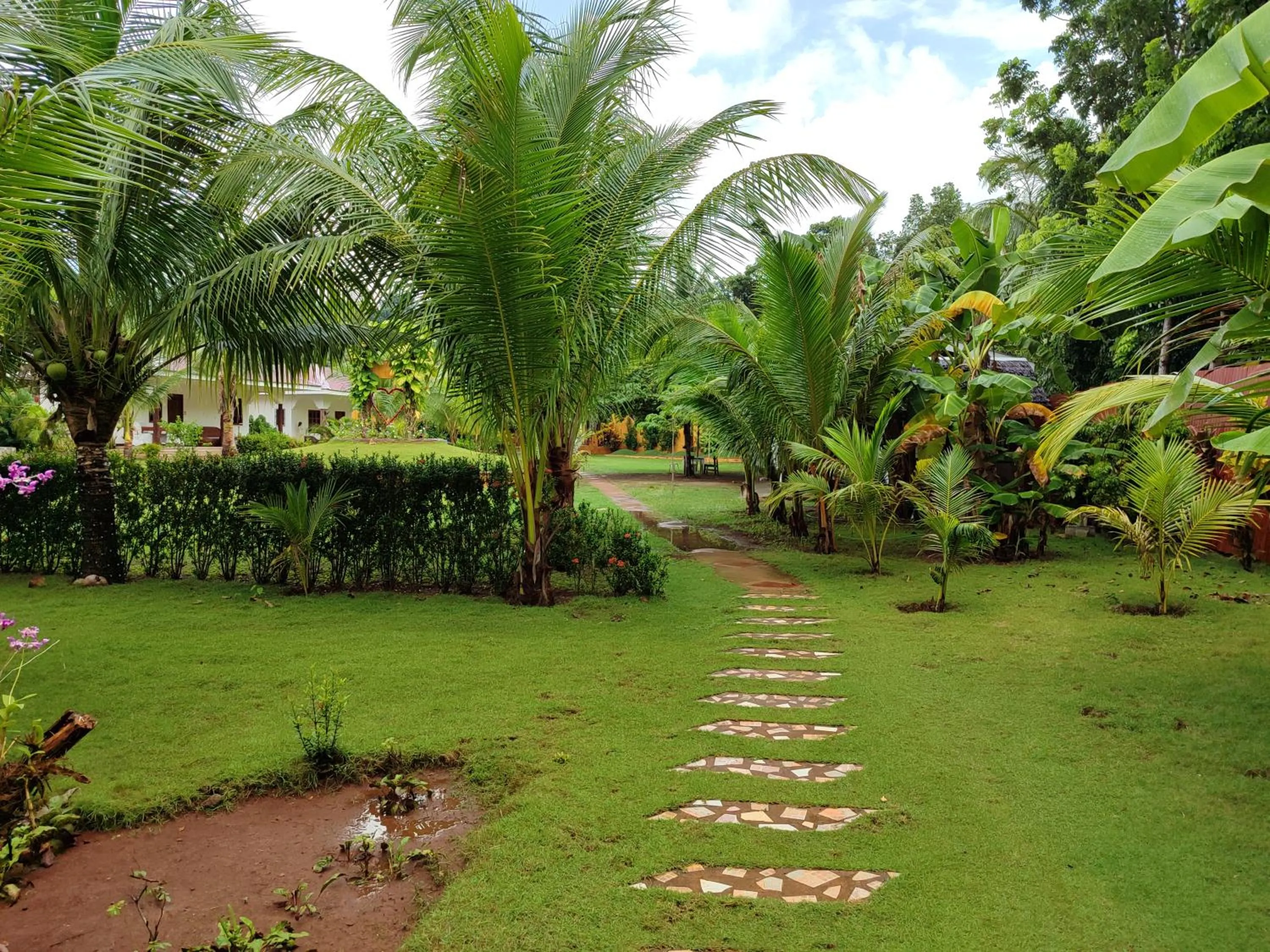 E&N Paradise Island Resort