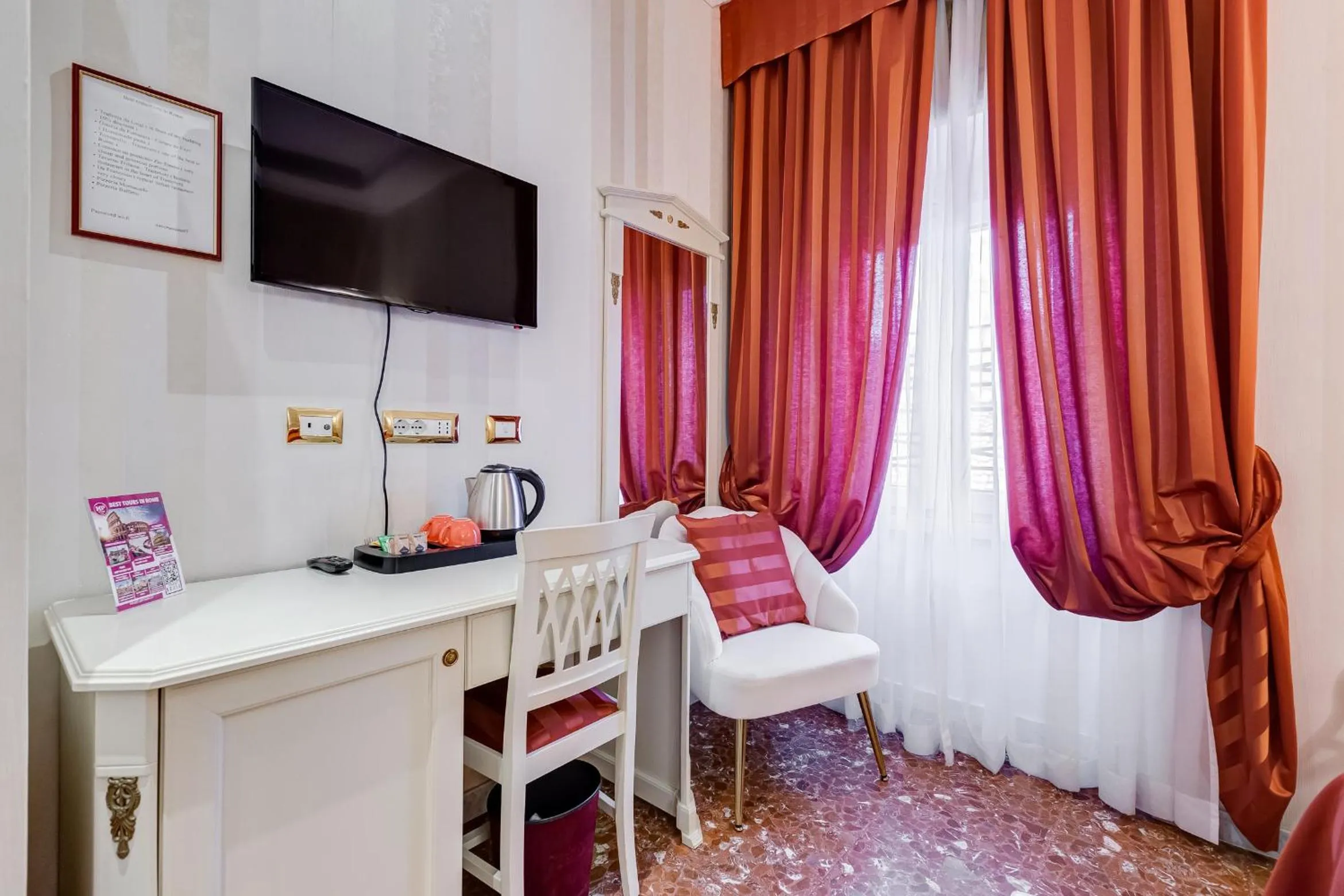 Photo of the whole room in Navona Queen Rooftop