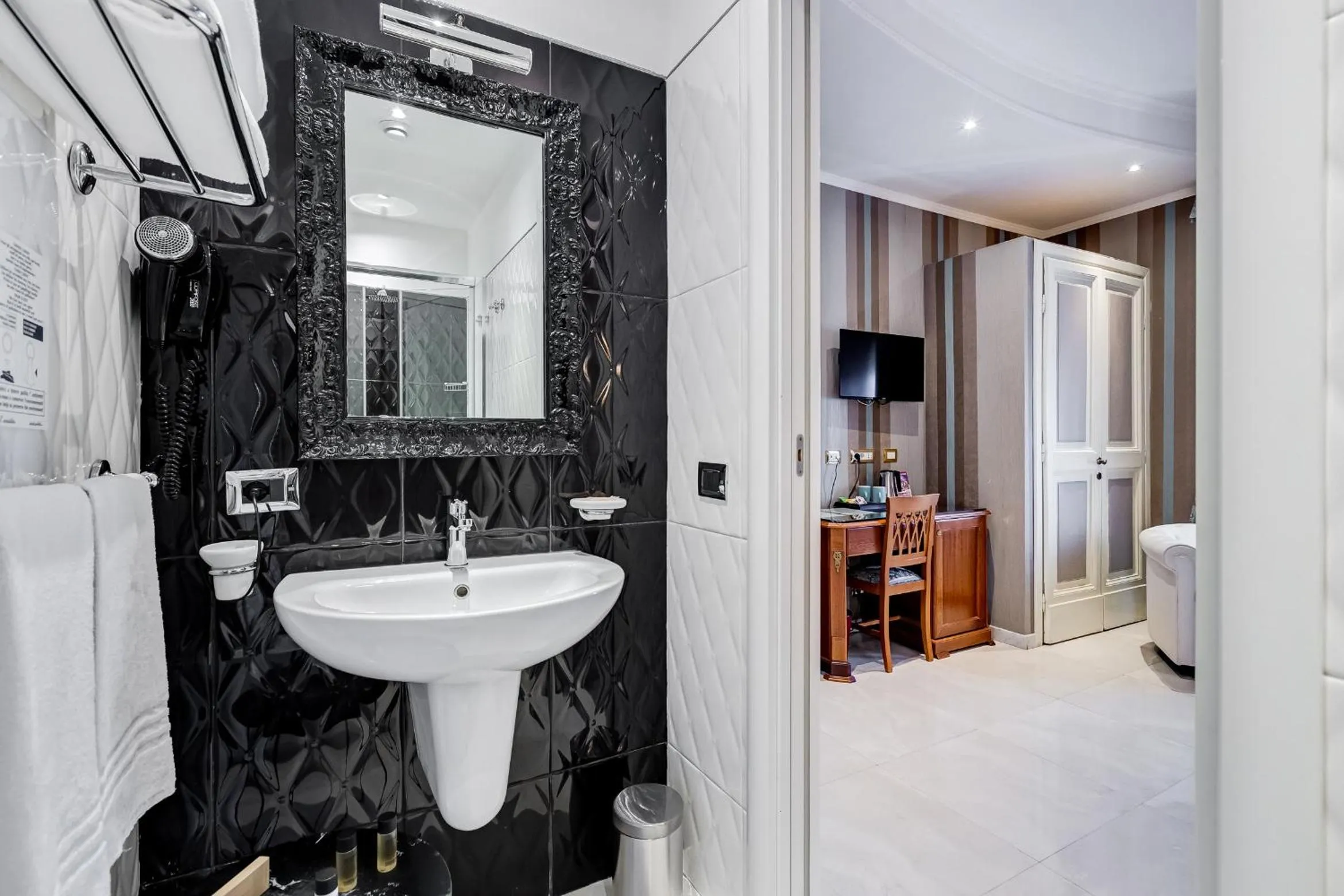 Bathroom in Navona Queen Rooftop