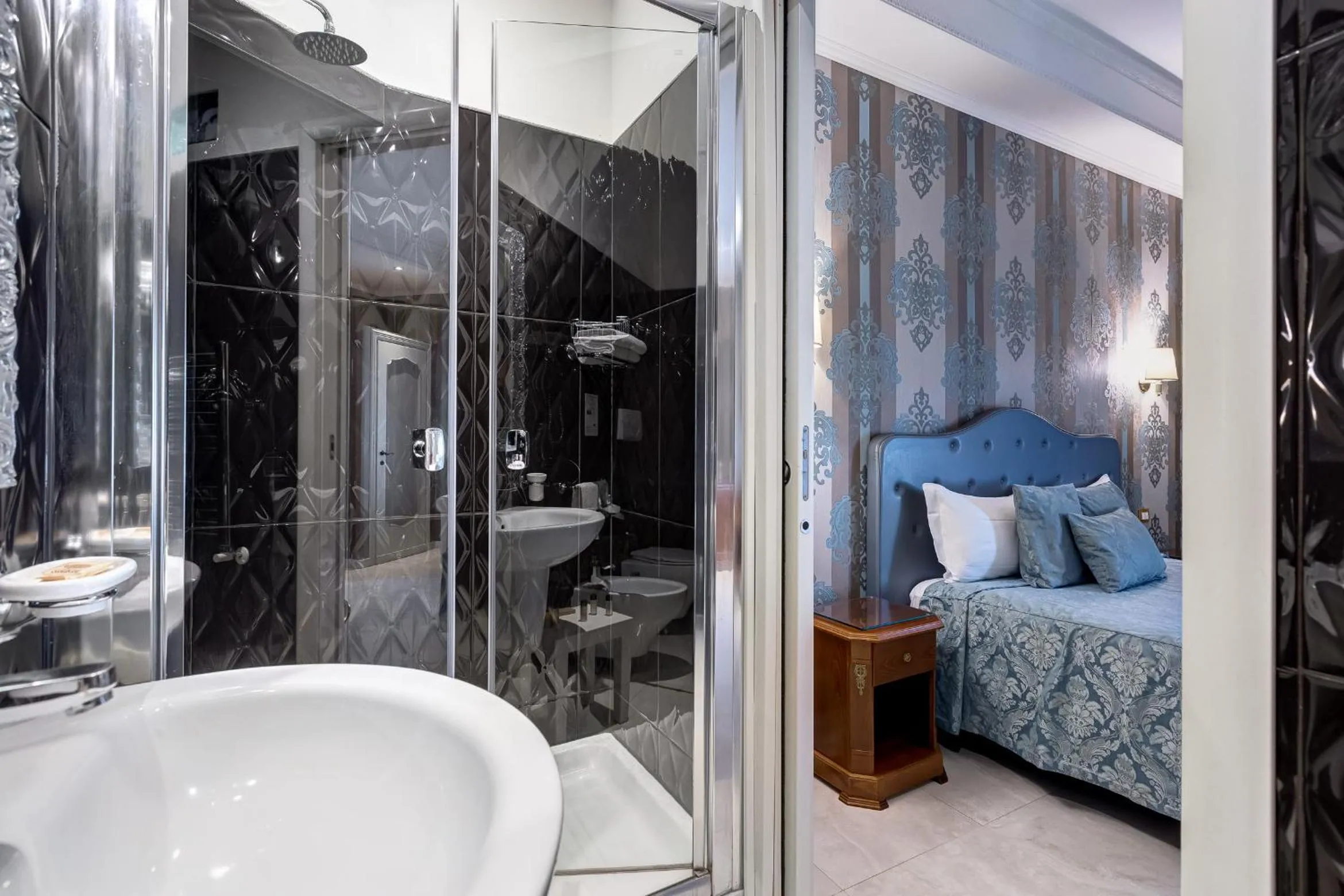 Bathroom in Navona Queen Rooftop