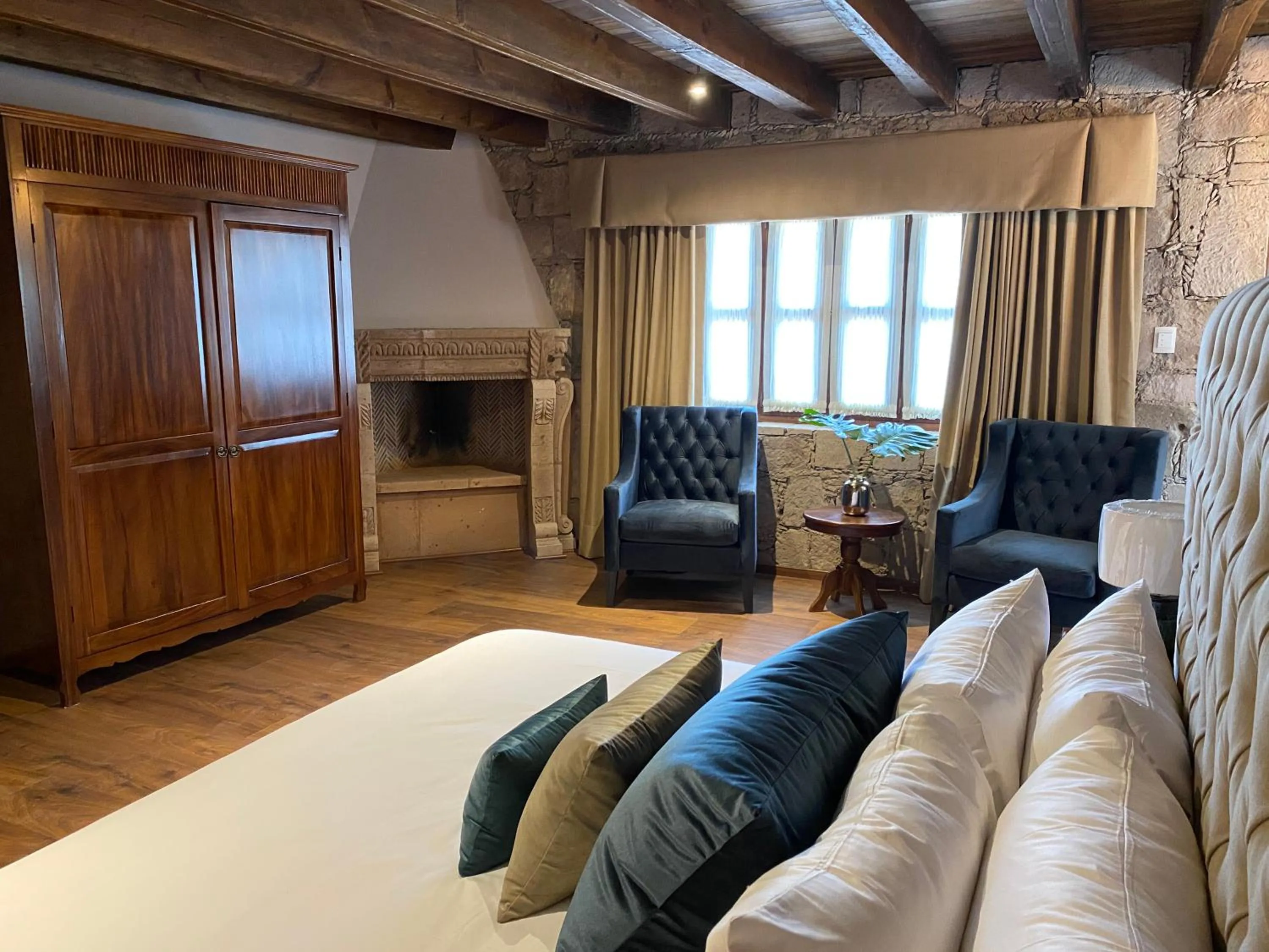 TV and multimedia in Hotel Morelia Boutique Villa Italia