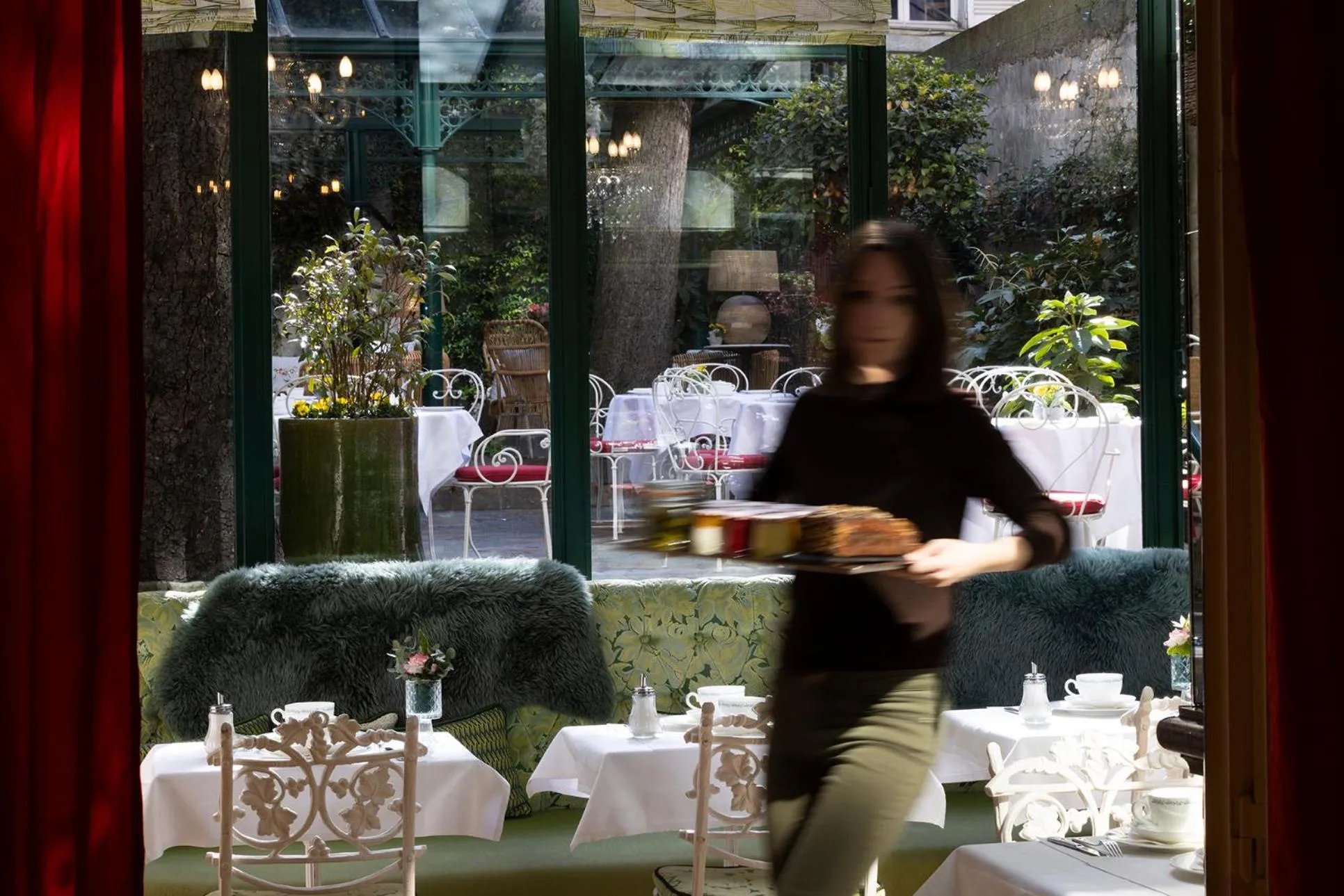 Breakfast in Hôtel Des Marronniers