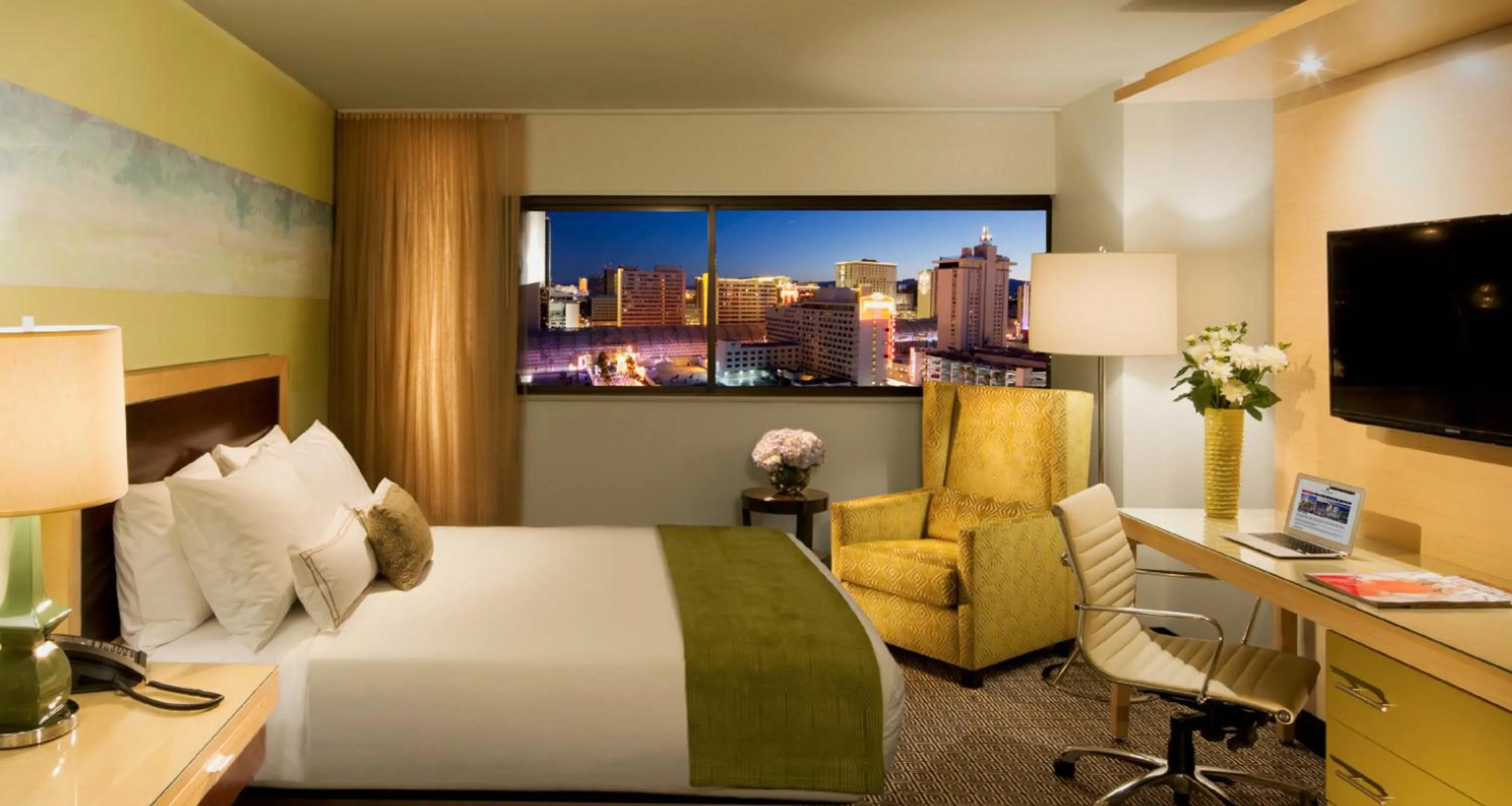 Bed in Downtown Grand Hotel & Casino