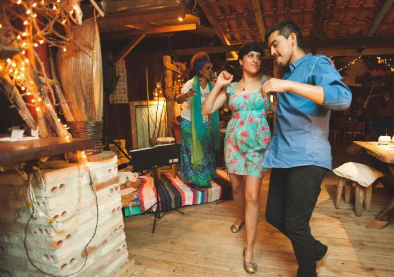 Evening entertainment in Pousada das Meninas