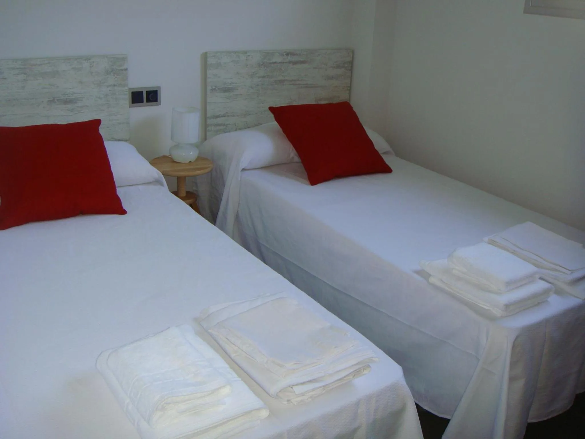 Bedroom, Bed in Life Apartments El Rompido