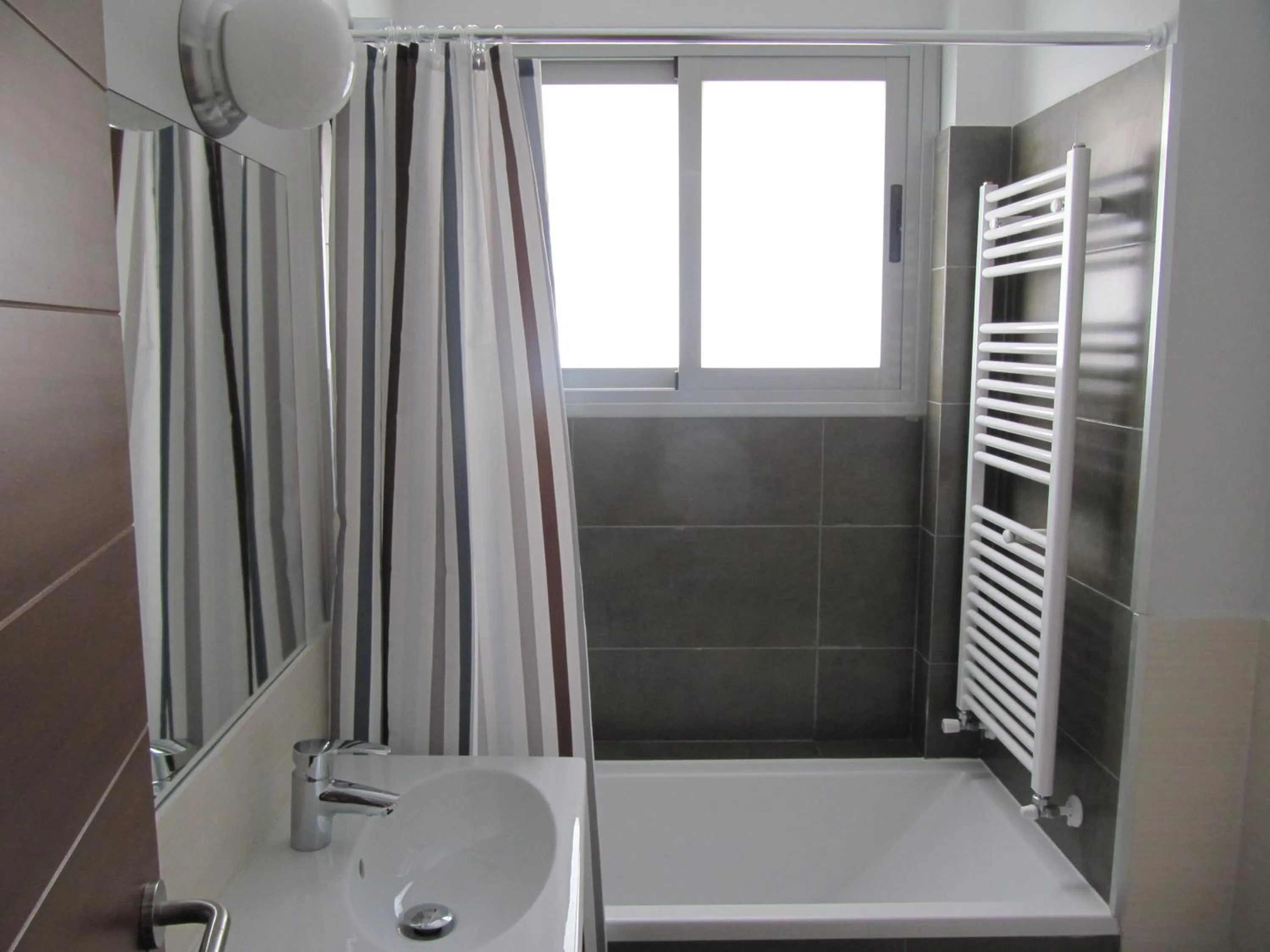 Bathroom in Life Apartments El Rompido