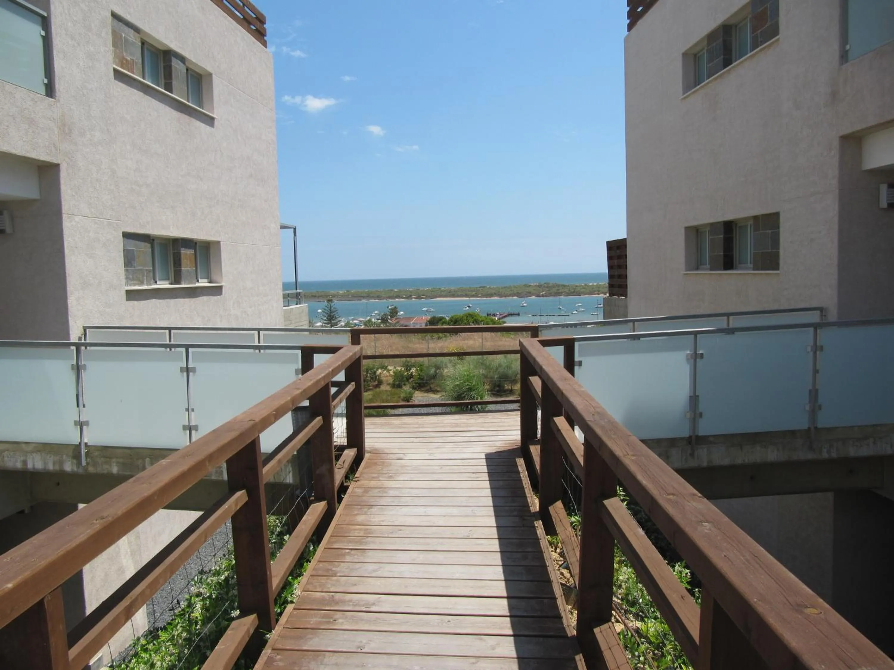 Facade/entrance in Life Apartments El Rompido