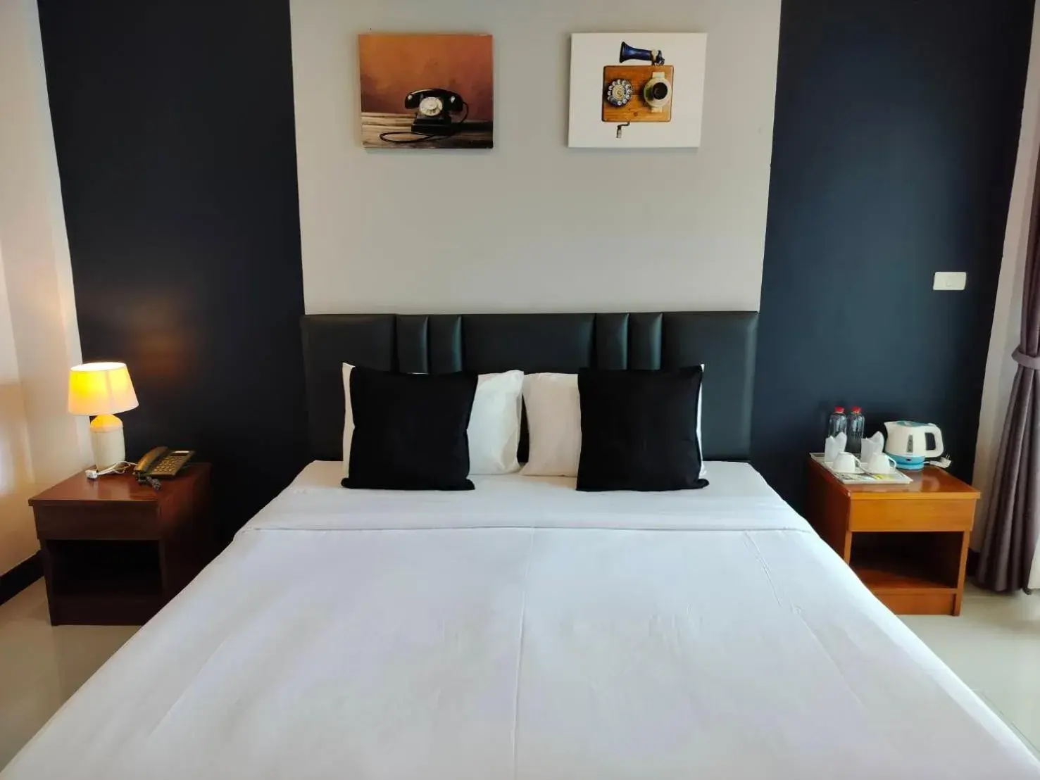 Superior Queen Room in May House Karon Beach Superior Queen Room in May House Karon Beach