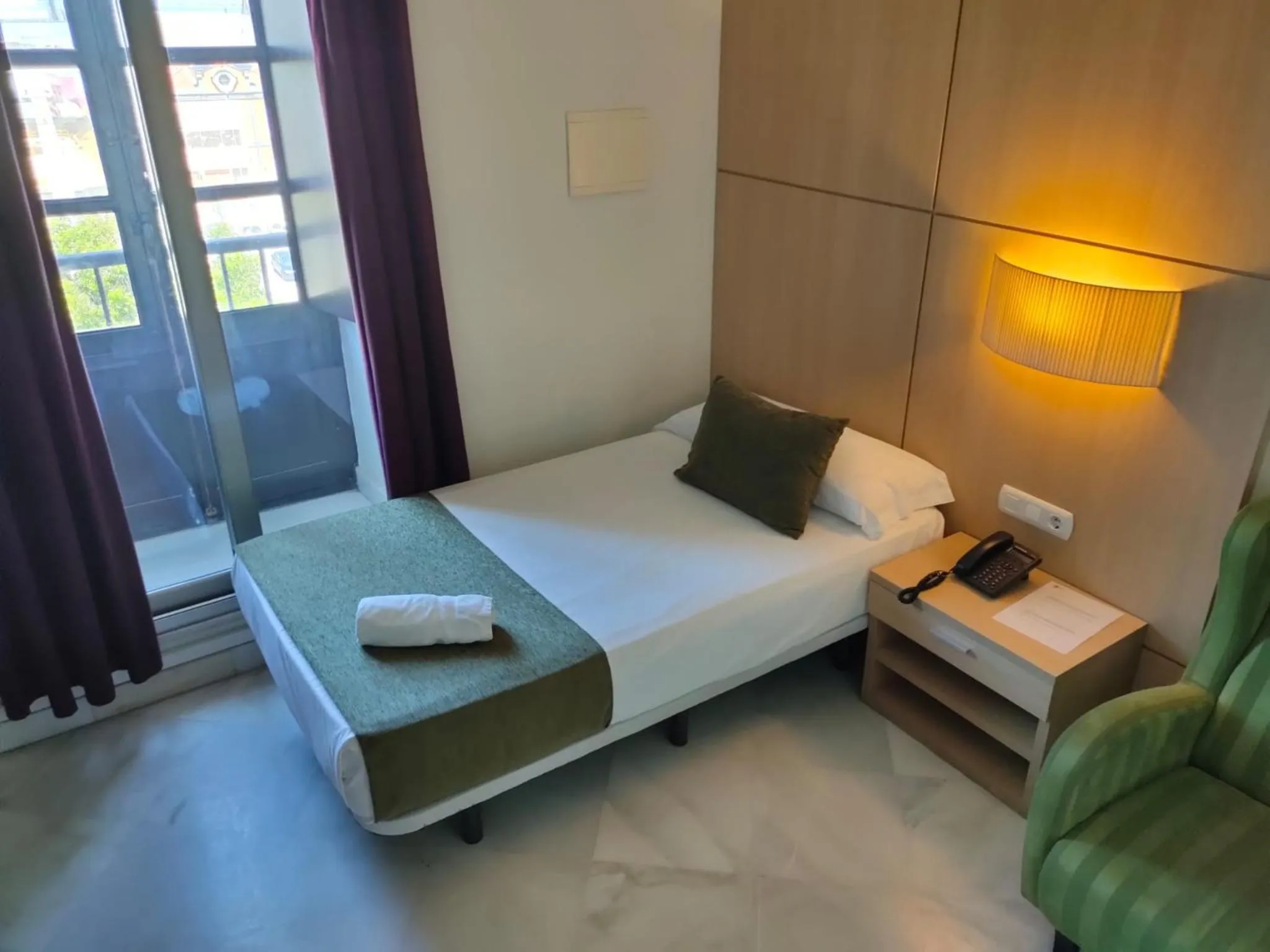 Bed in Hotel Boutique Convento Cádiz