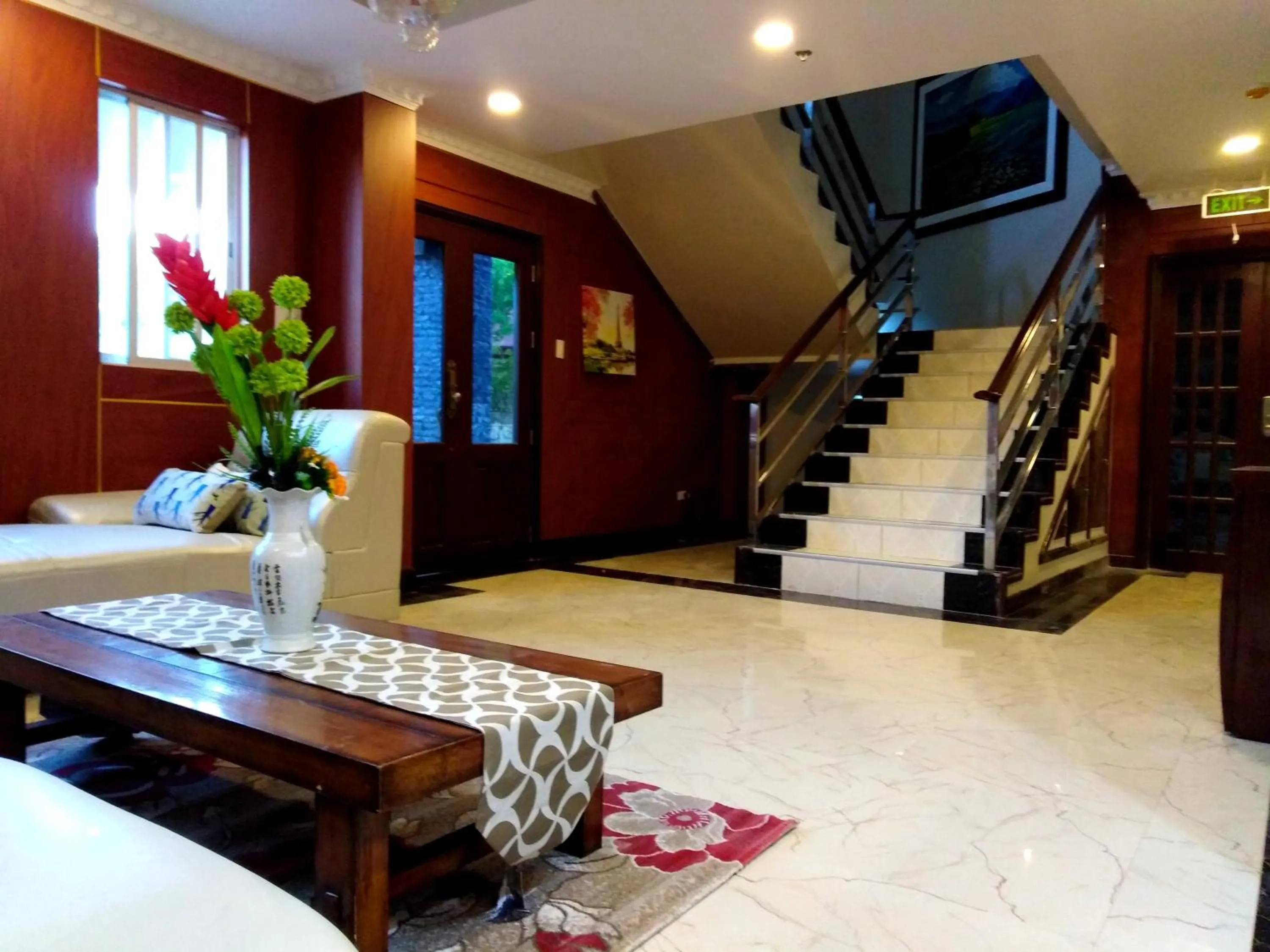 Lobby or reception in Venezia Suites Hotel Iloilo