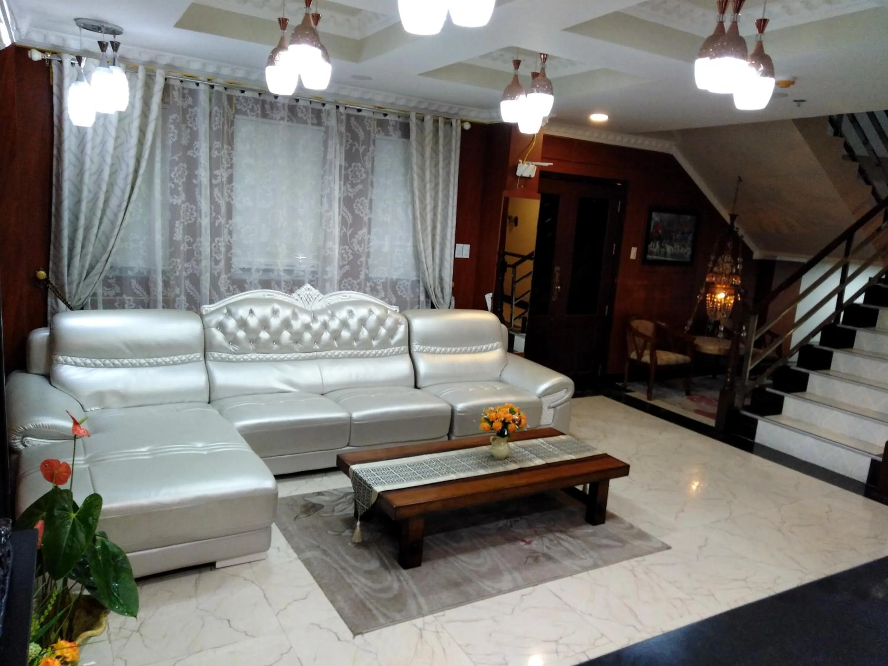 Lobby or reception in Venezia Suites Hotel Iloilo