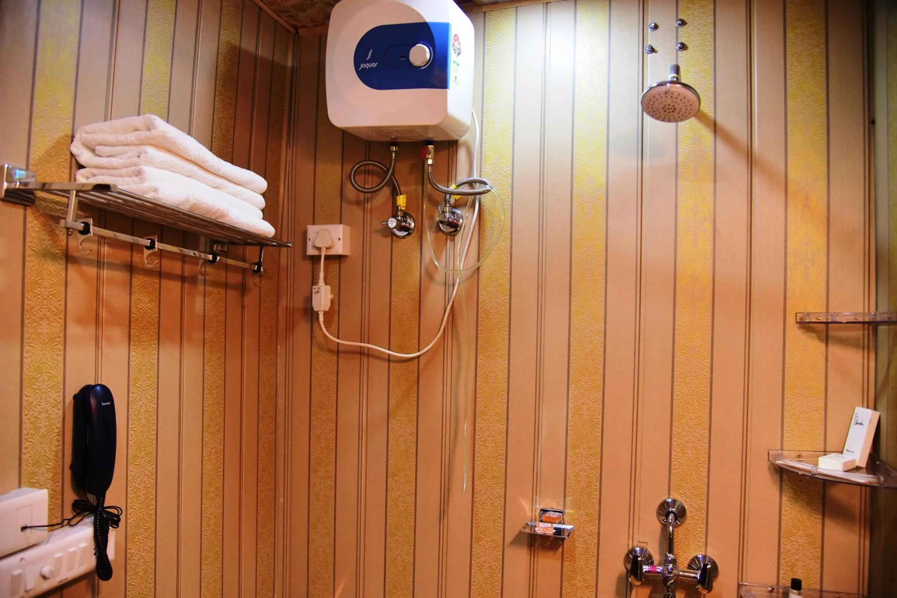 Bathroom in Hotel Bamboo Castle