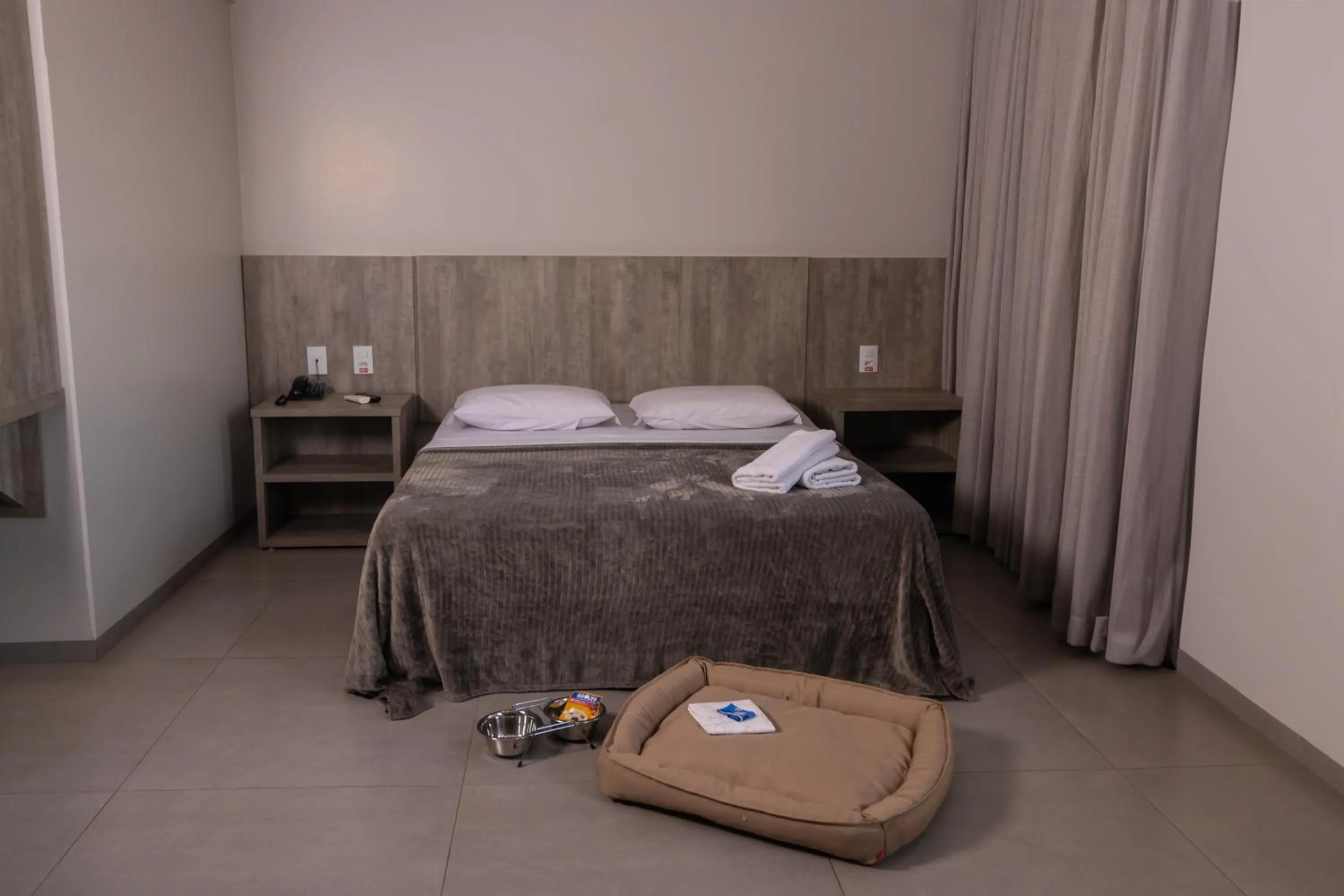 Bed in Honorato Hotel by - Easy Hotéis