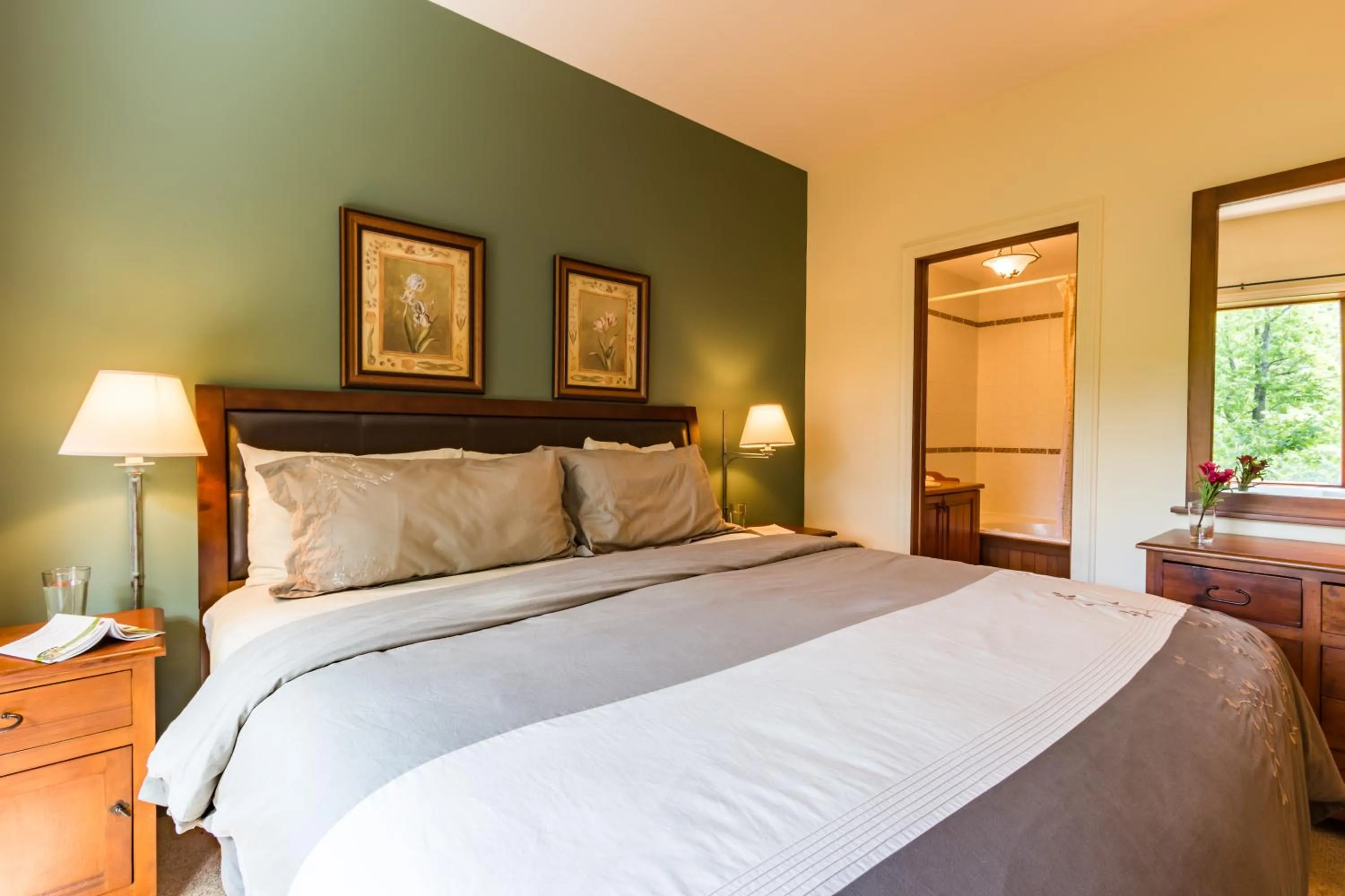 Bed in Le Plateau by Rendez-Vous Mont-Tremblant