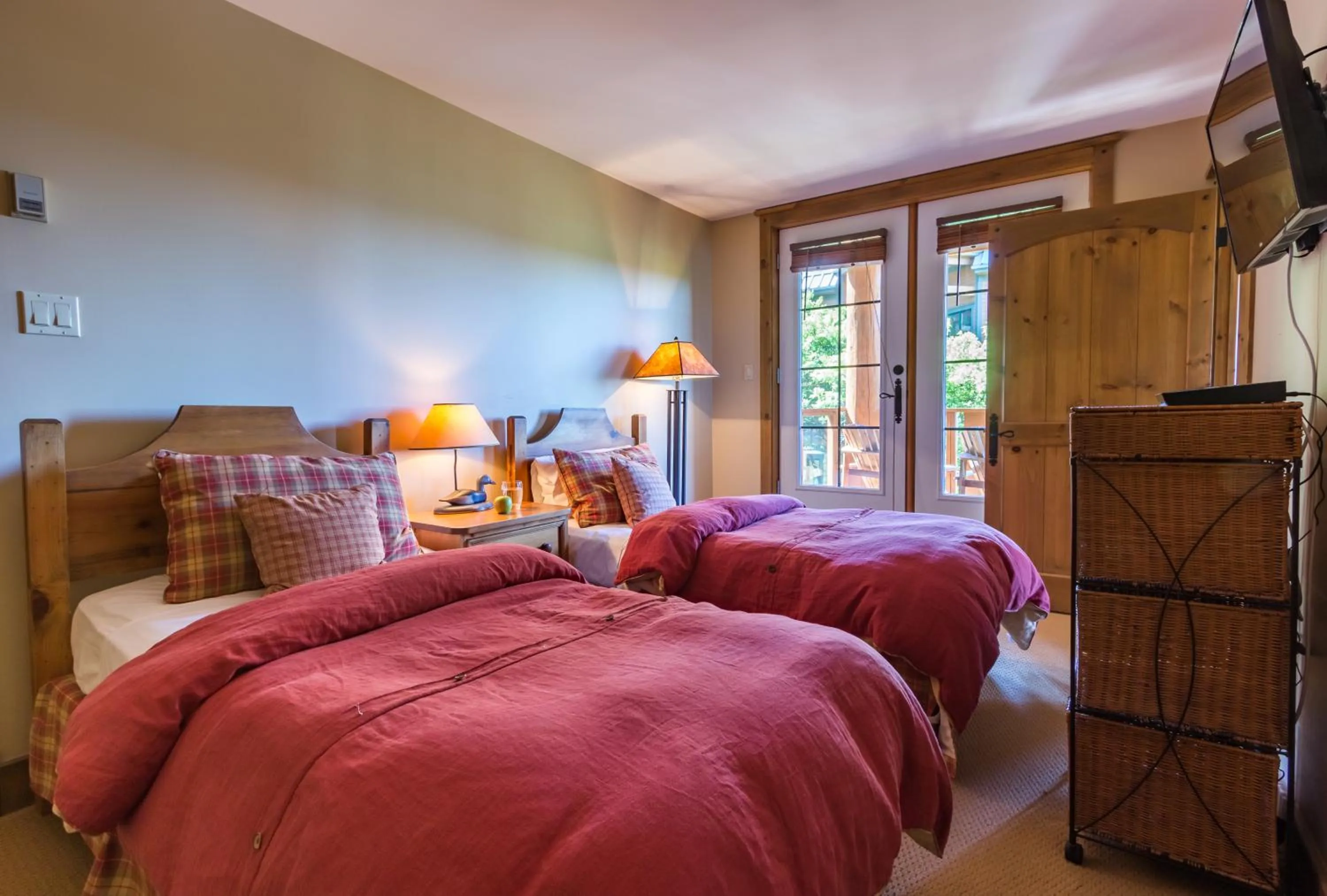 Bed in L'Équinoxe Rendez-Vous Mont-Tremblant