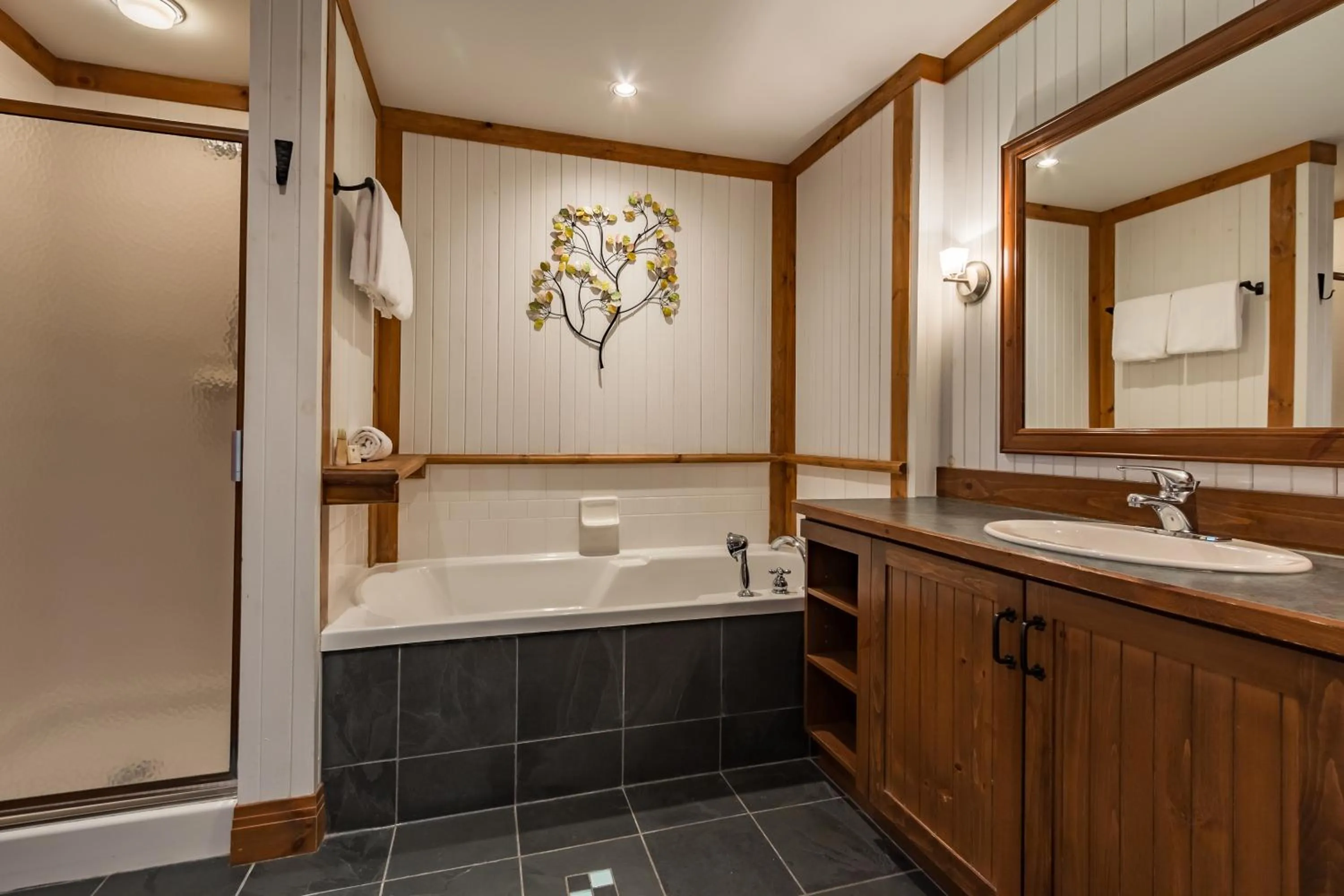 Bathroom in L'Altitude by Rendez-Vous Mont-Tremblant