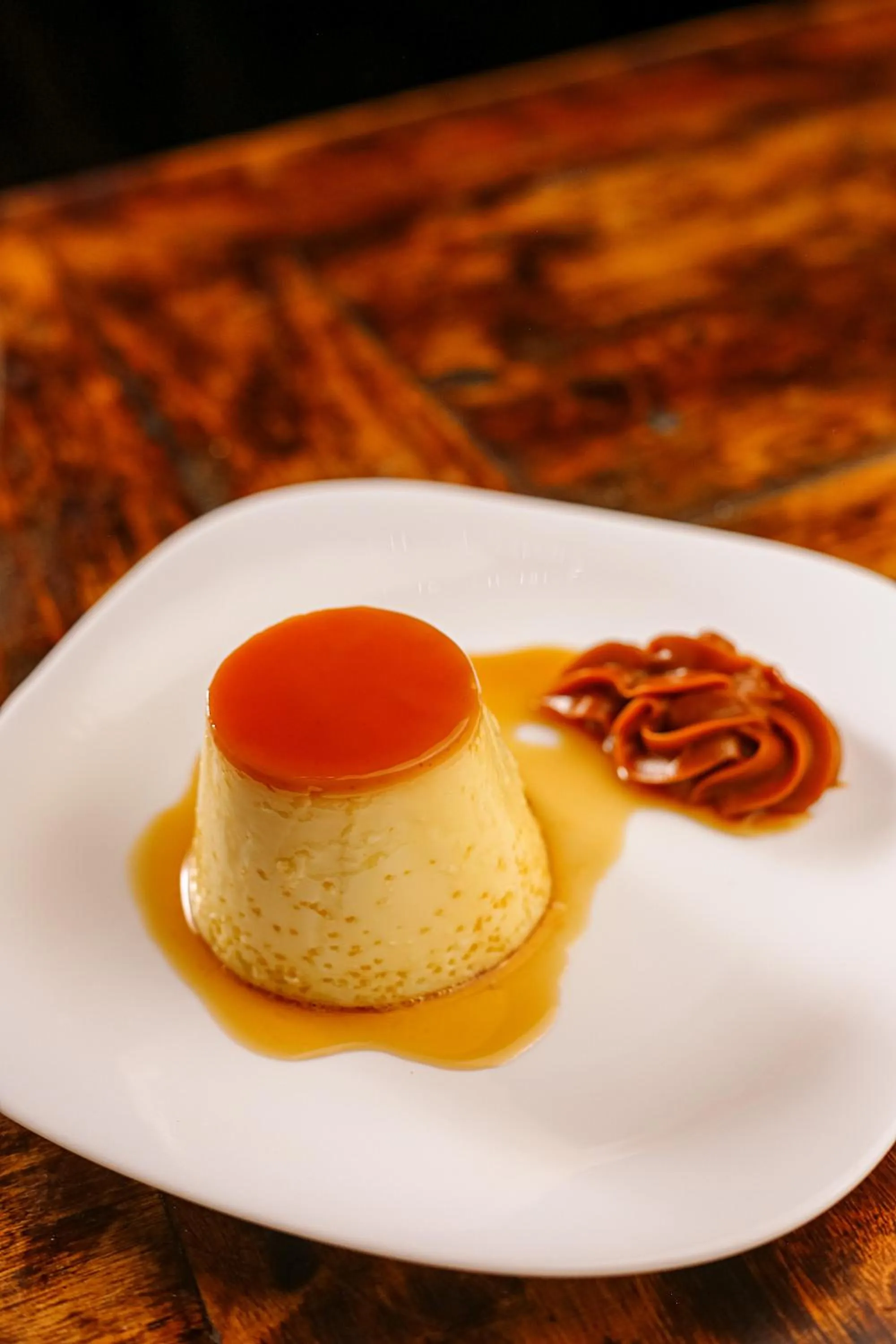 Emirates Hotel & Suites