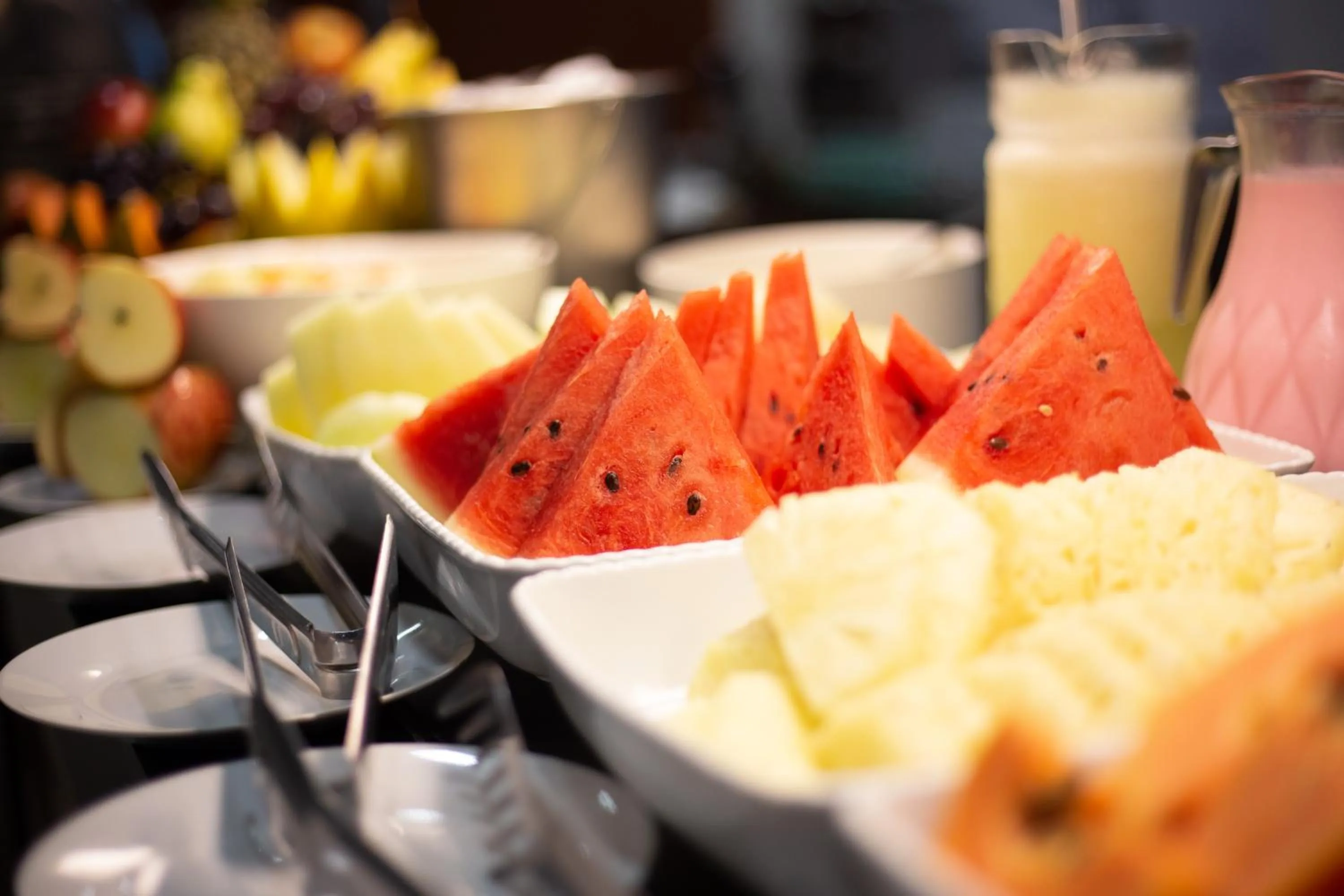 Emirates Hotel & Suites