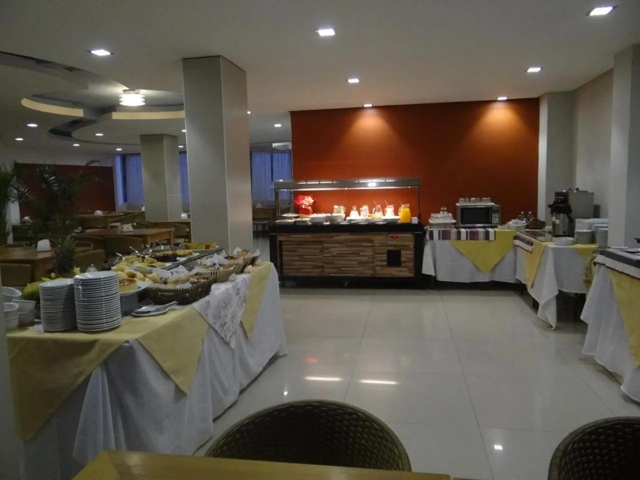 Breakfast in Emirates Hotel & Suites