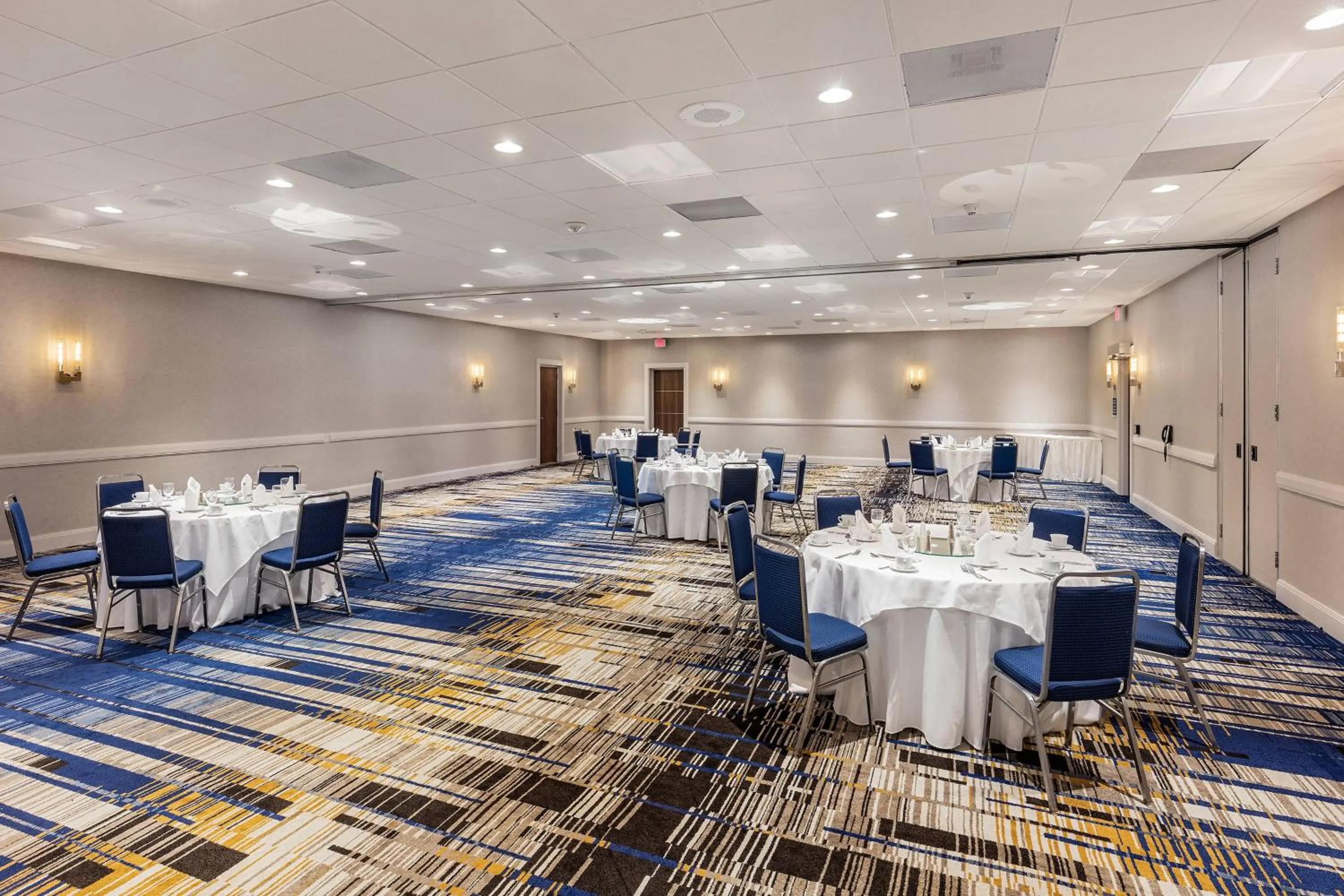 Meeting/conference room in Four Points by Sheraton Los Angeles Westside