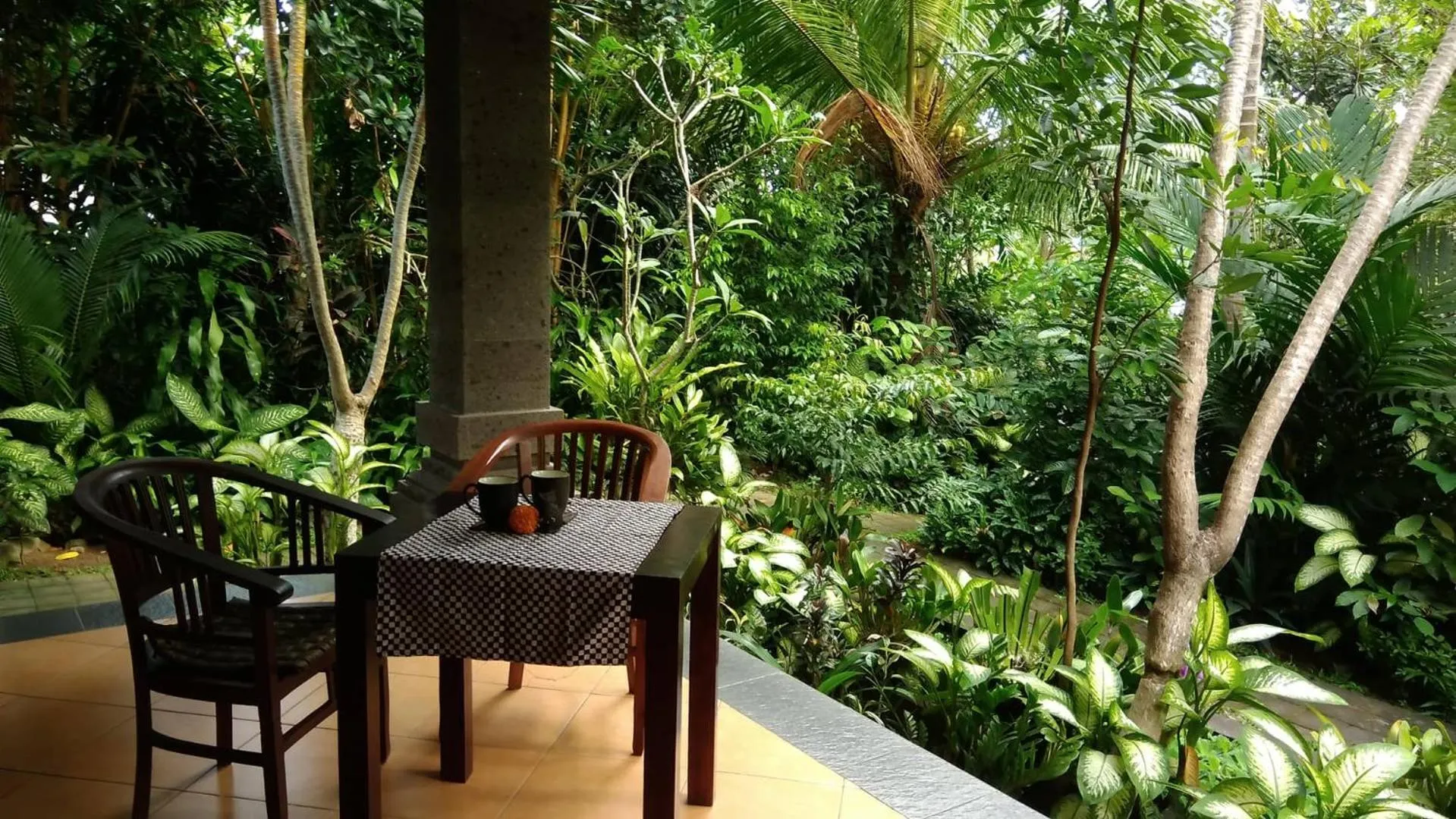 Patio in Prasanti Bed & Breakfast