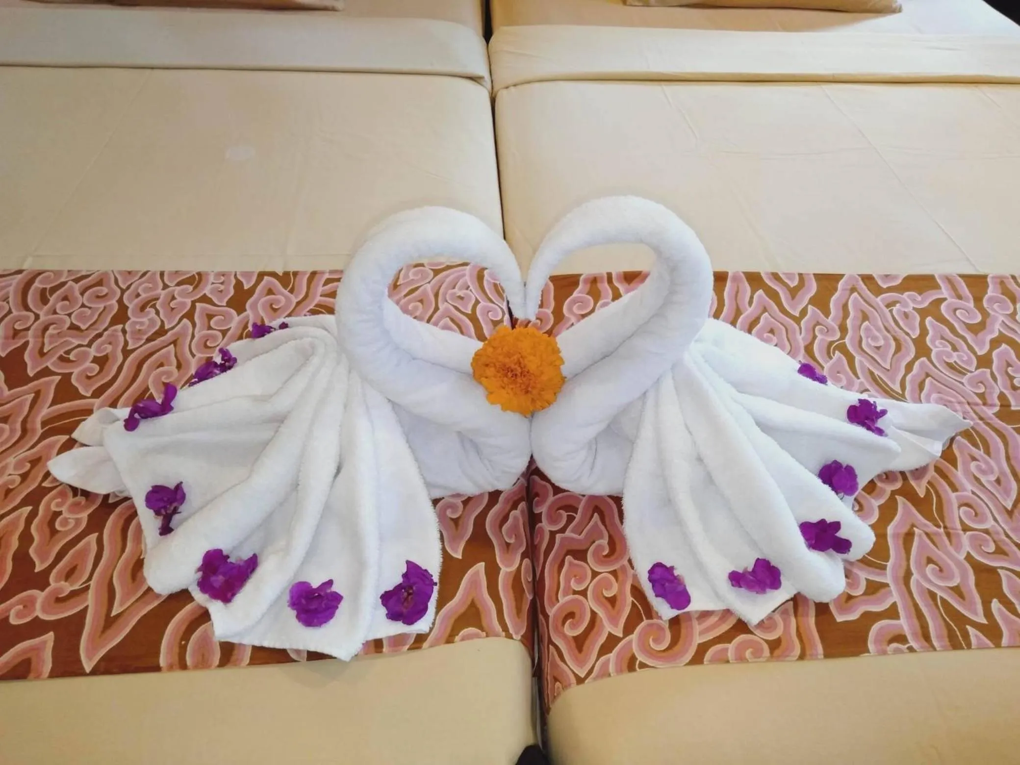 Bed in Prasanti Bed & Breakfast