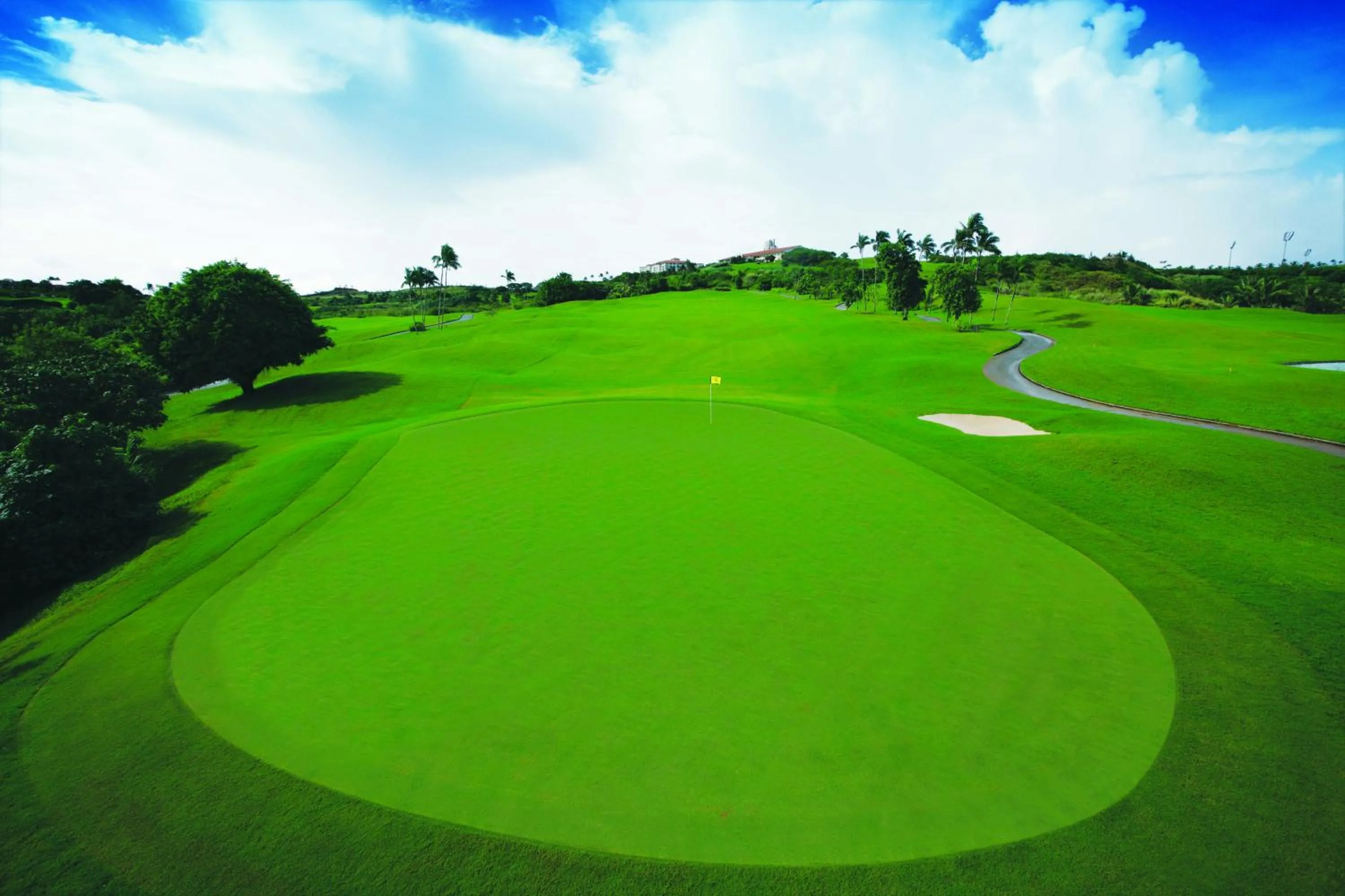 Golfcourse in LeoPalace Resort Guam
