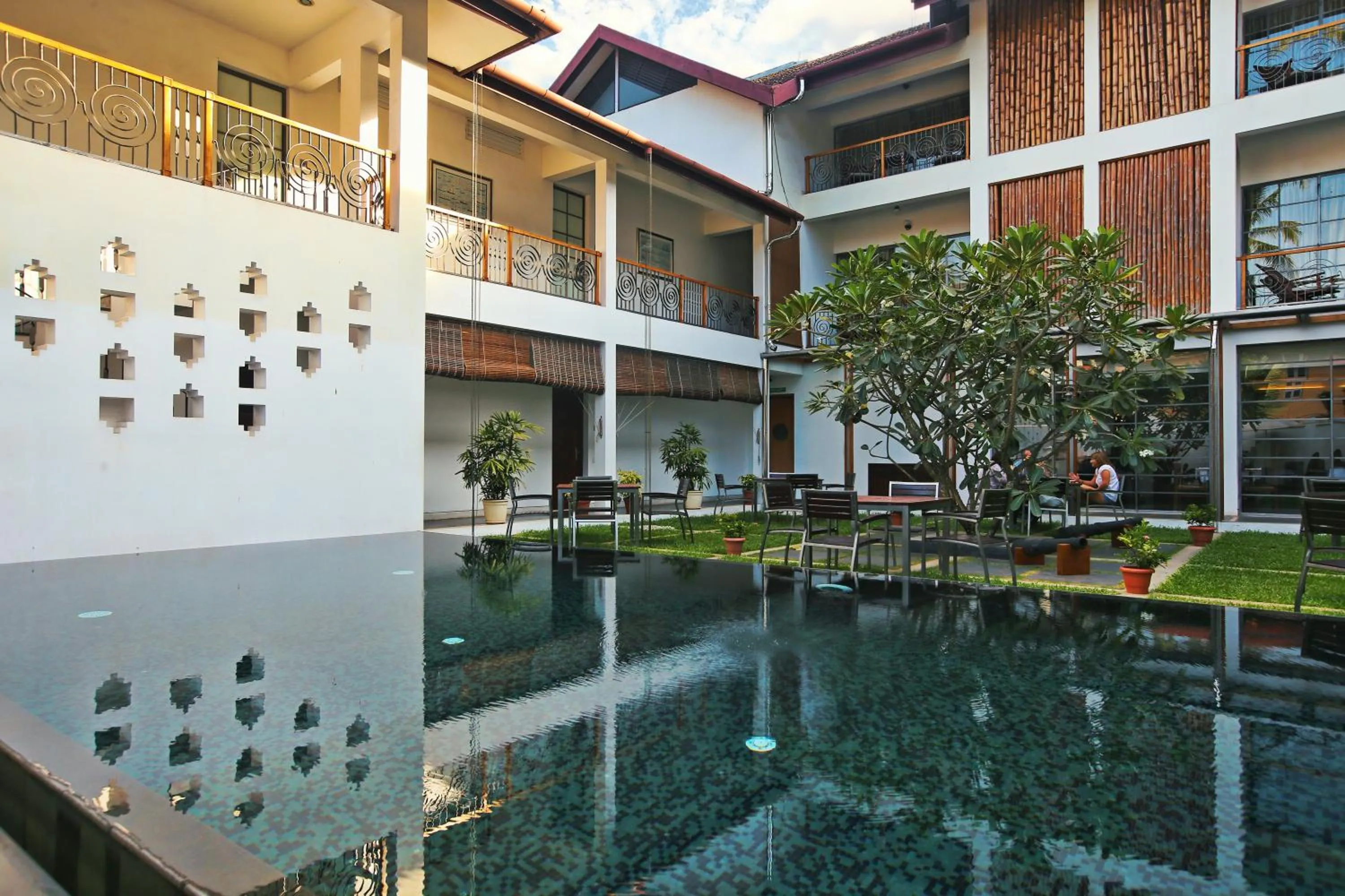 Property building in Eighth Bastion Fort Kochi - A CGH Earth Experience