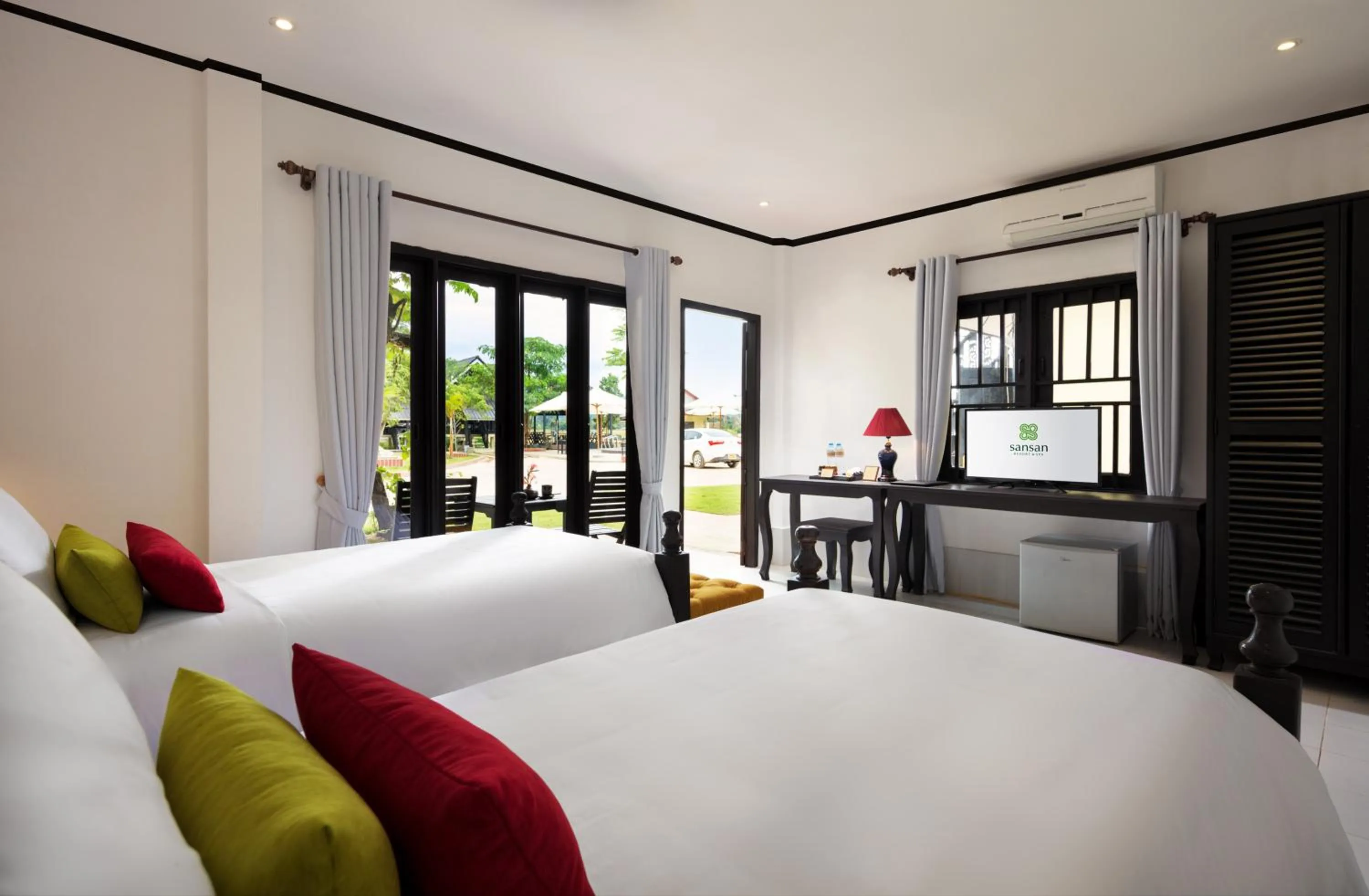 bunk bed, Bed in Sansan Resort