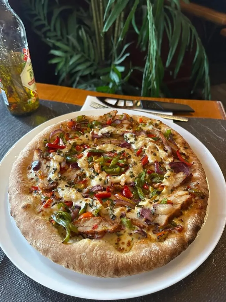 Restaurant/places to eat in Hôtel Terminus - Pizzeria Pizz'a gogo - salle de sport - face à la gare