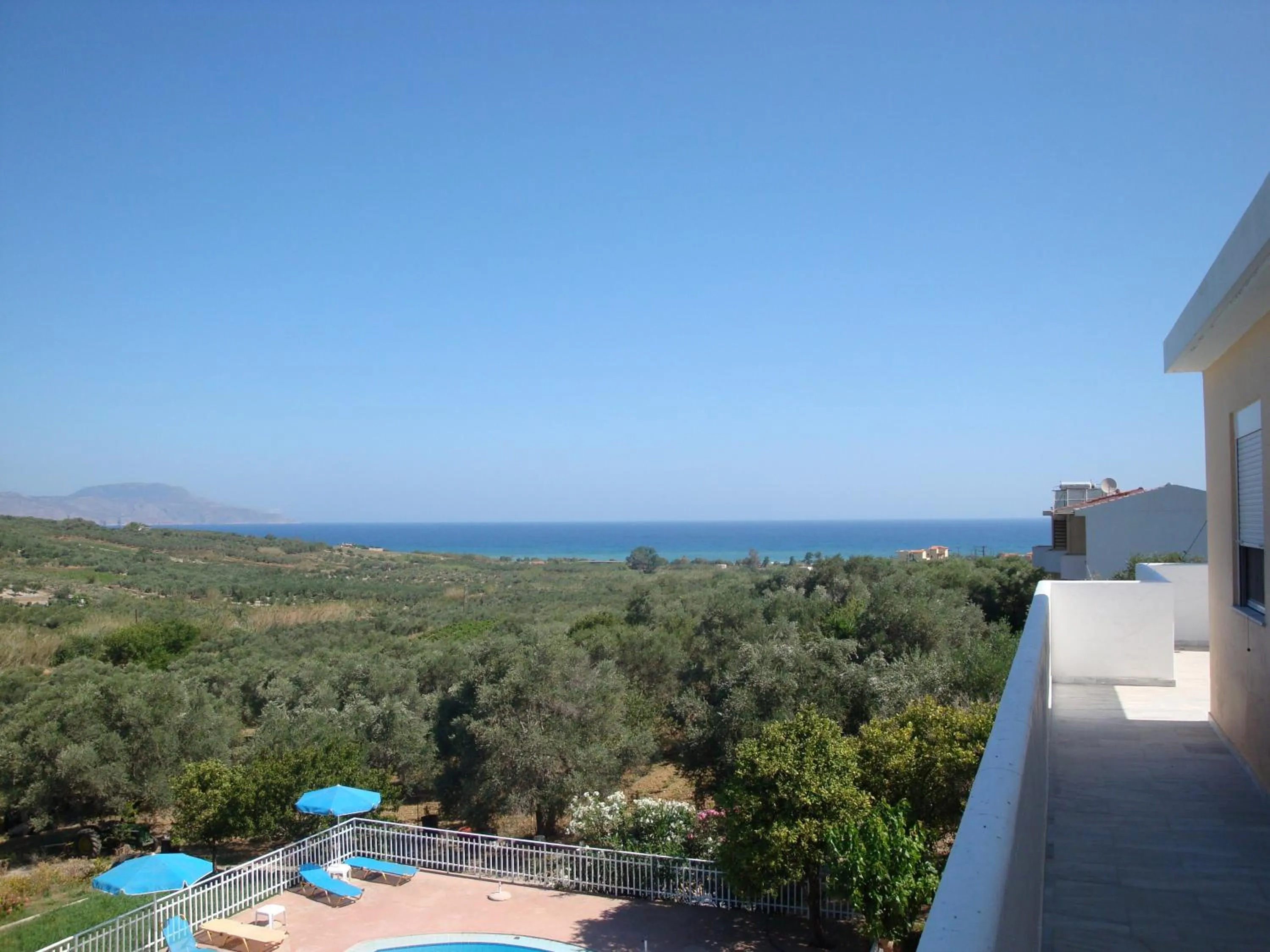 Sea view in Calamon Apartments