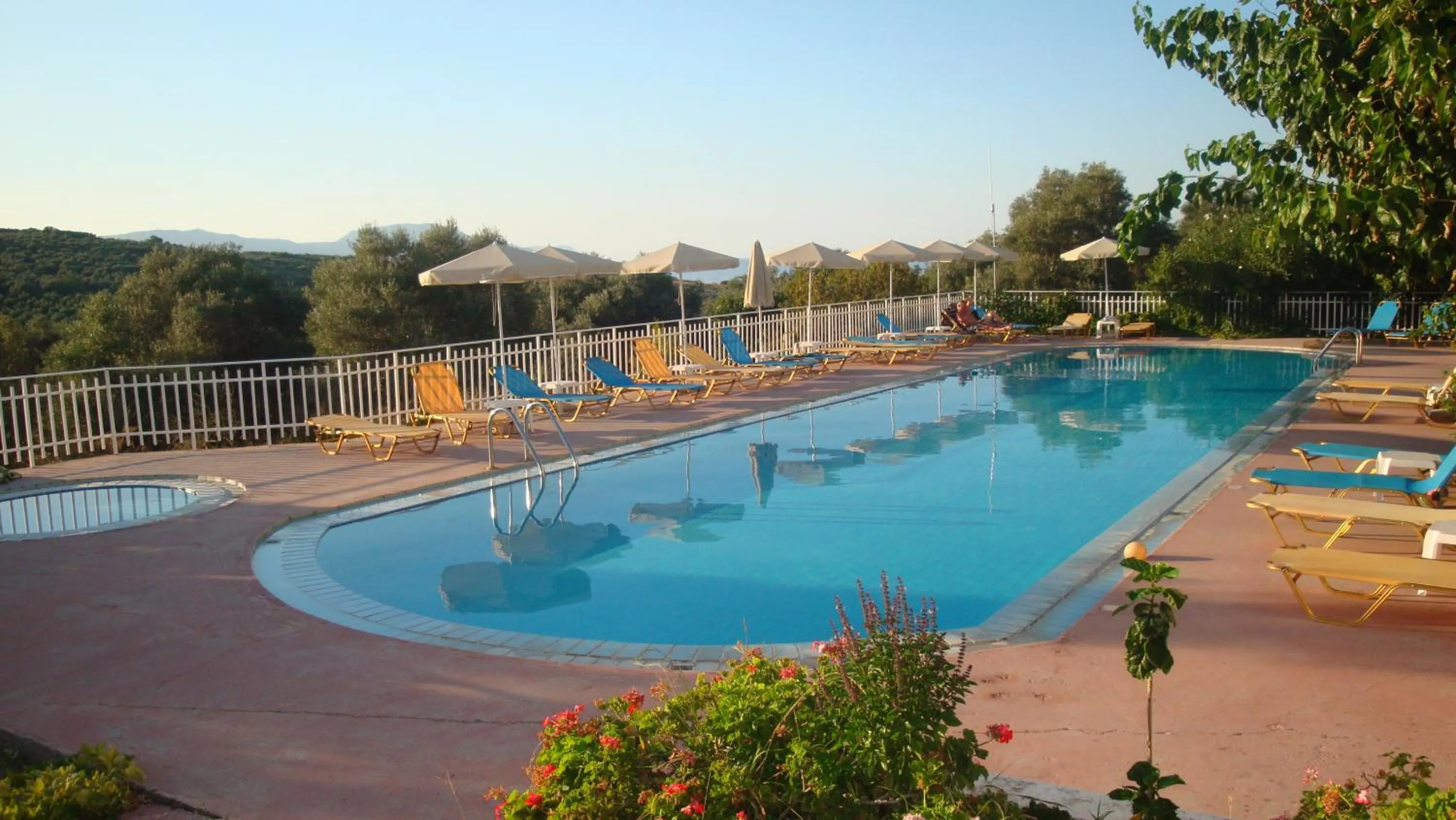 Swimming pool in Calamon Apartments