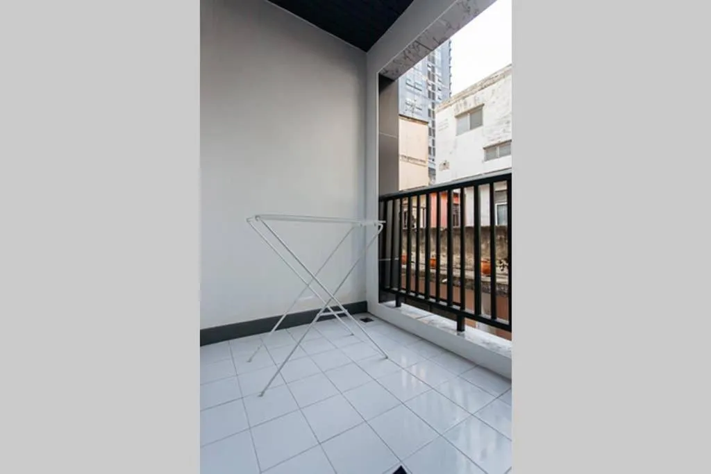 P4 Silom Large 2beds full kitchen WIFI 4-6pax