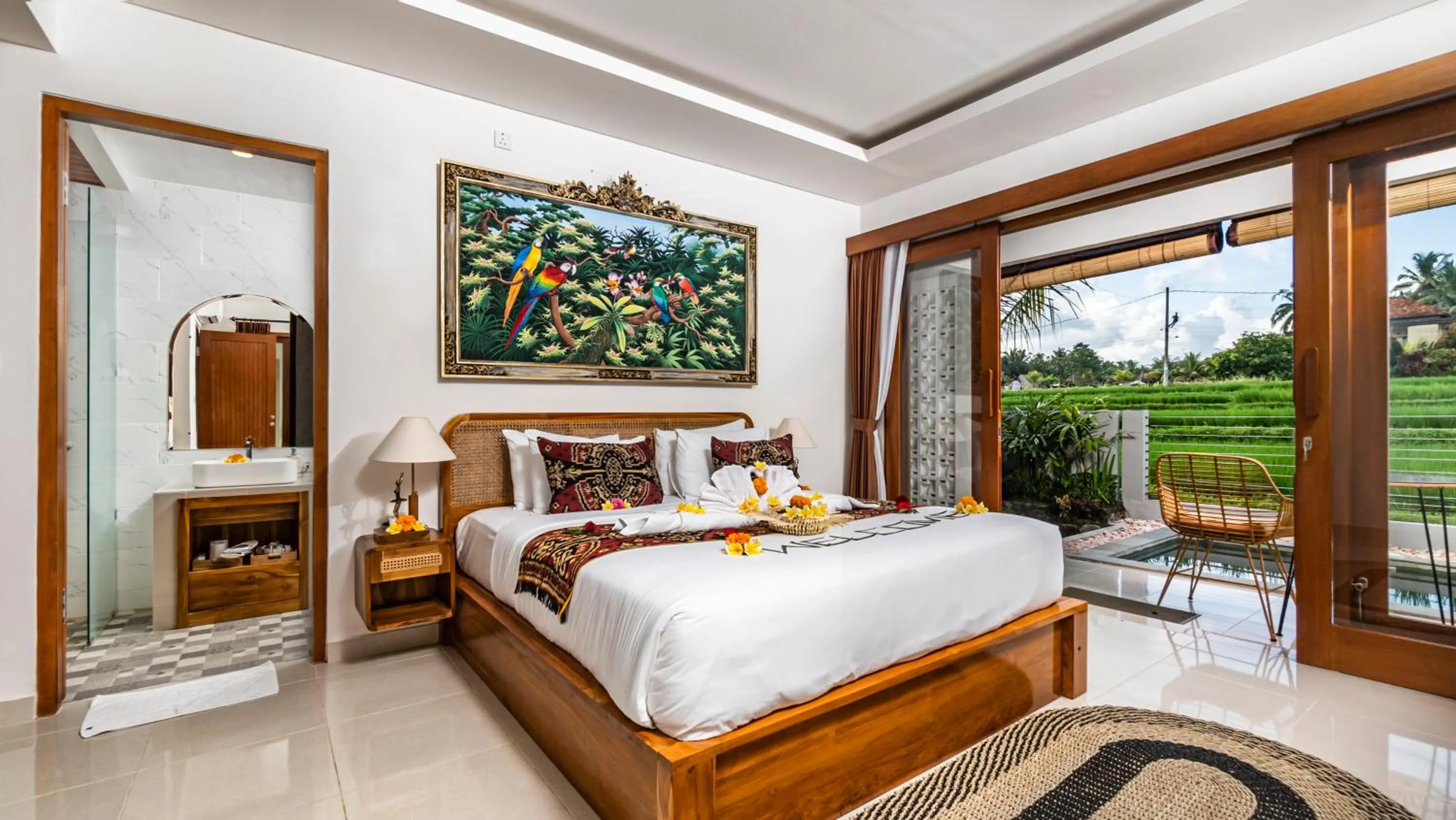 Bed in Putih DCarik Ubud