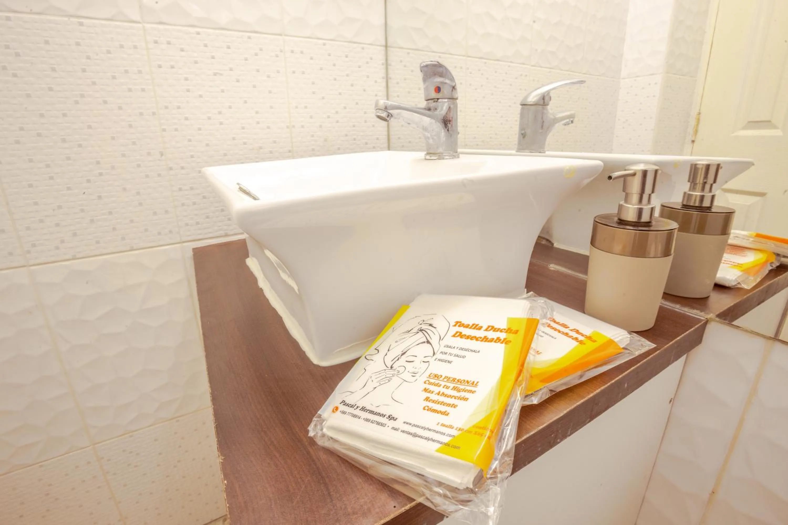 Bathroom in Santiago Rent Apart