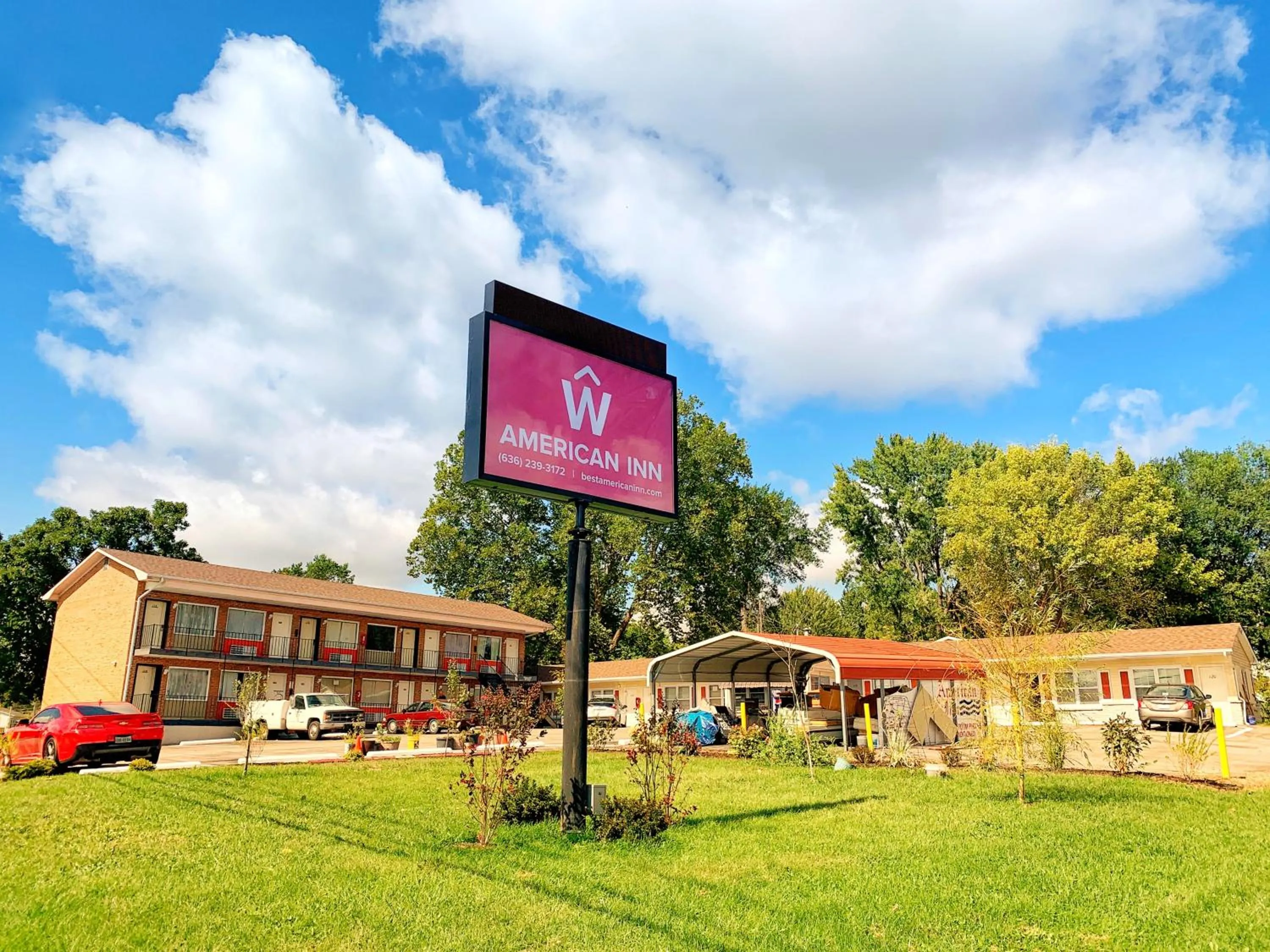 Property building in American Inn