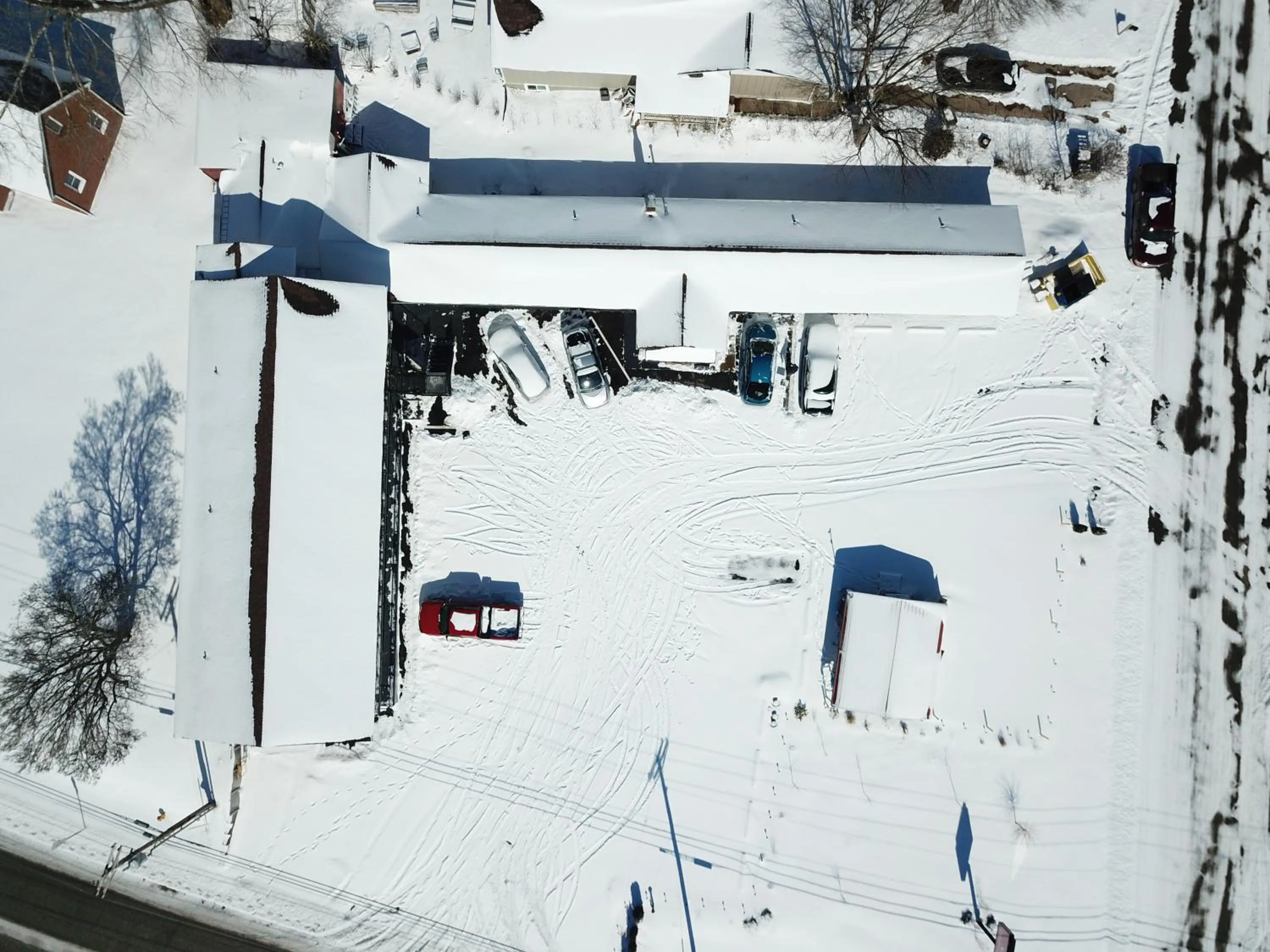 Property building in American Inn