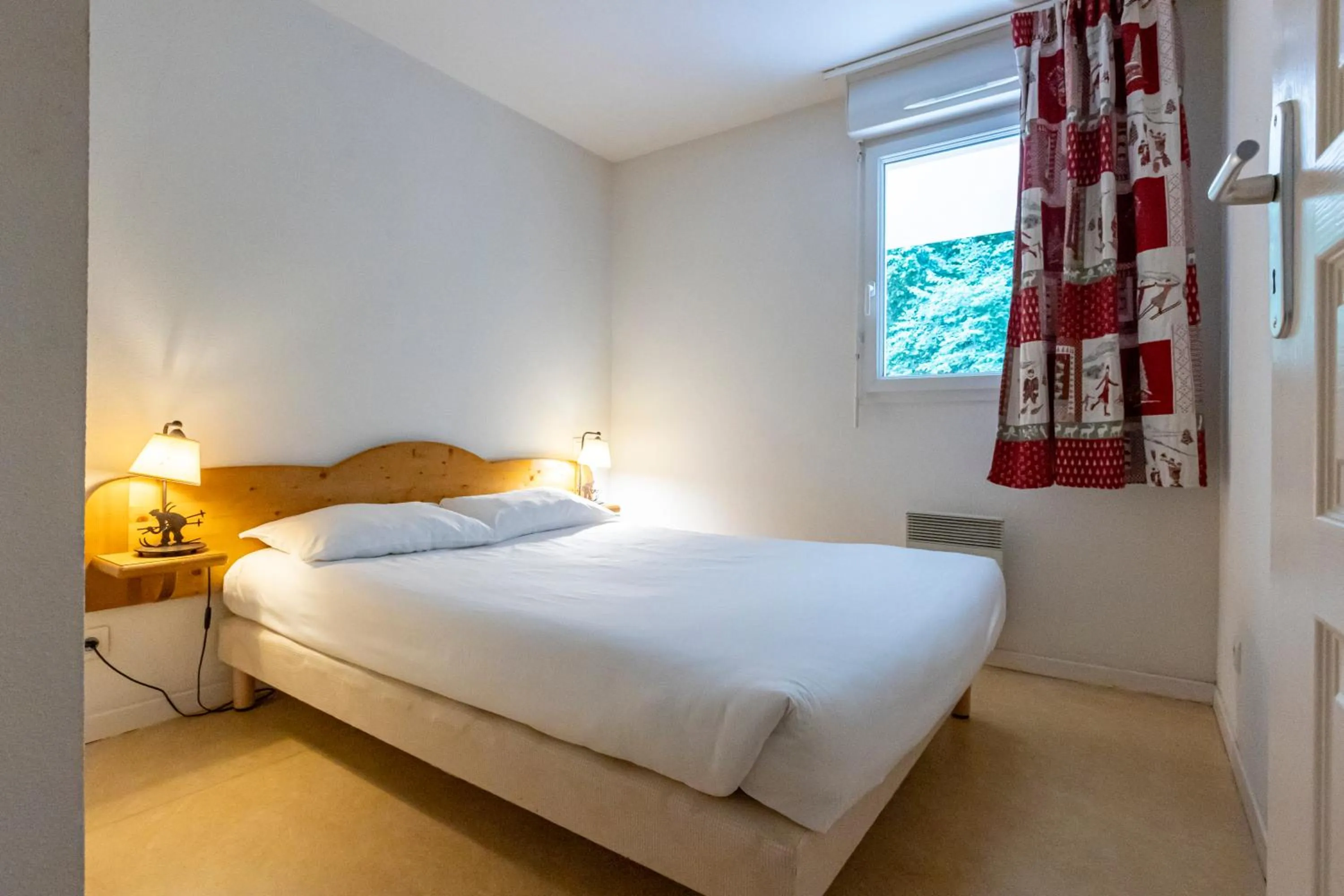 Bedroom, Bed in Résidence Odalys Soleil d'Aure