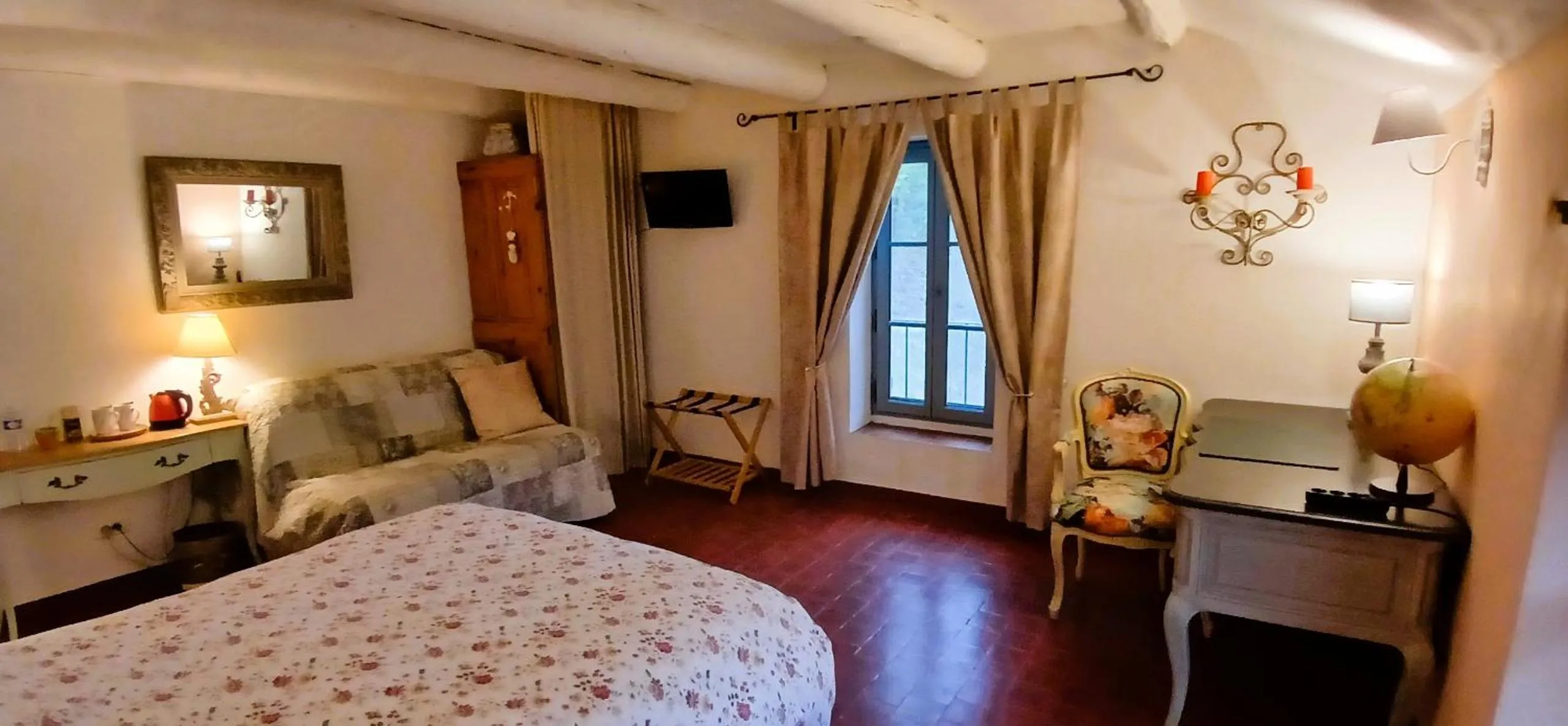 Bed in Le Ptit Cottage