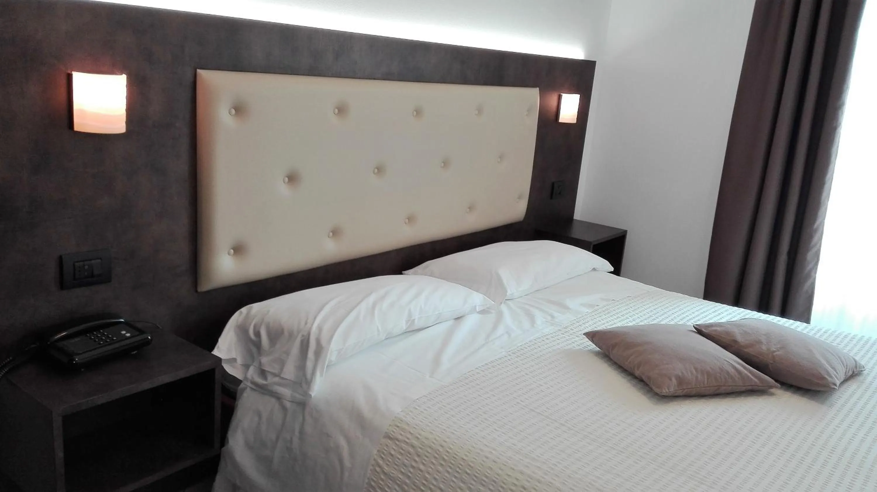 Bed in Albergo Ristorante Da Neni