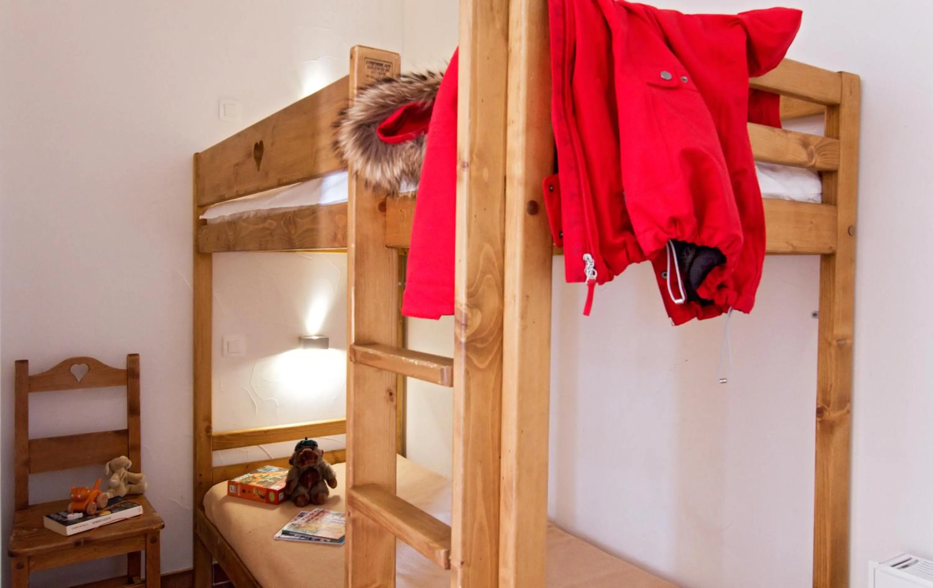 Bedroom, Bed in Résidence Odalys Rochebrune Le Vallon