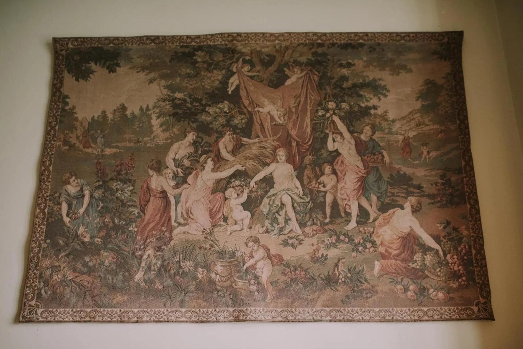 Lobby or reception in Royal Valentia Hotel