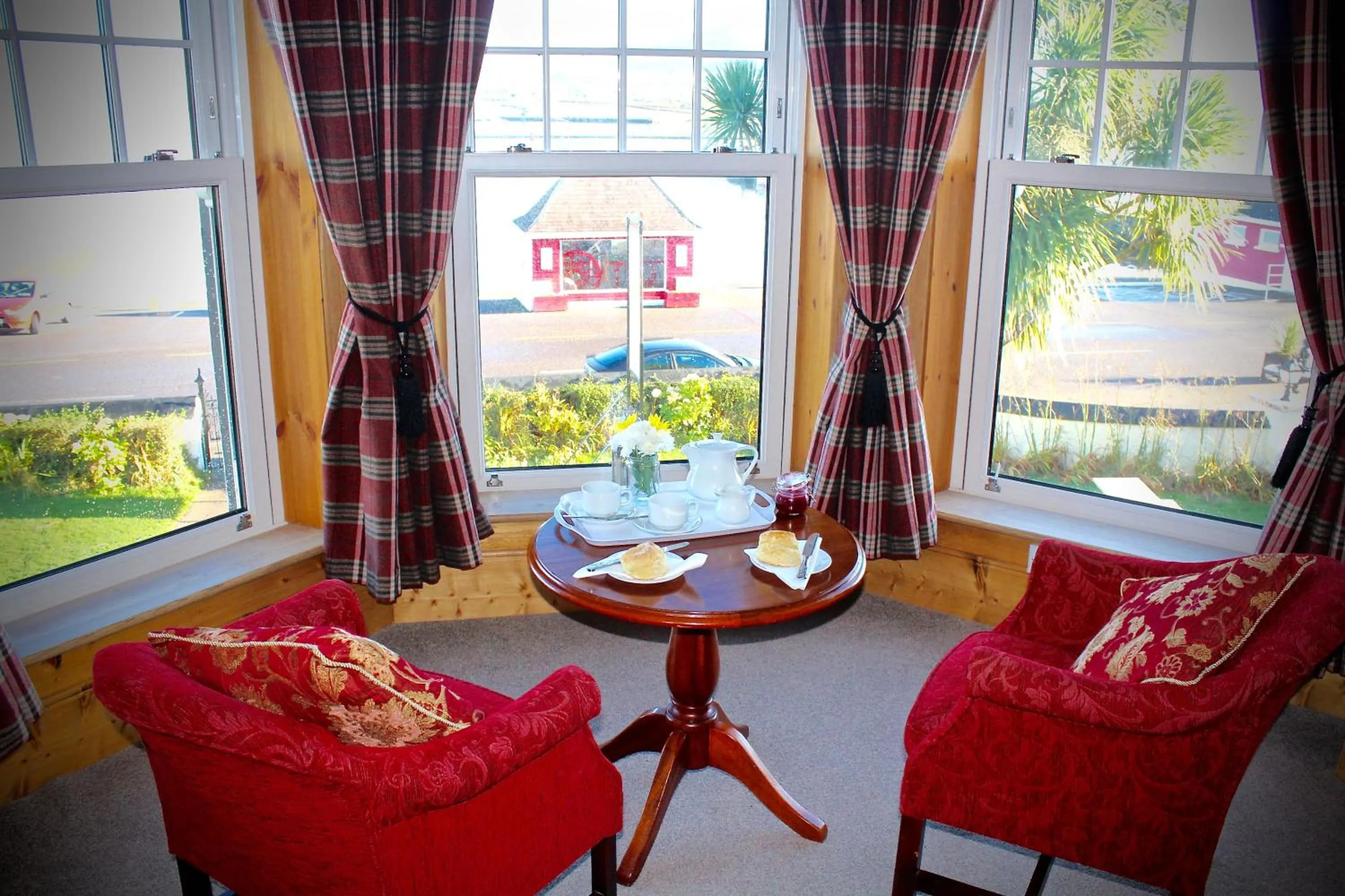 Coffee/tea facilities in Royal Valentia Hotel